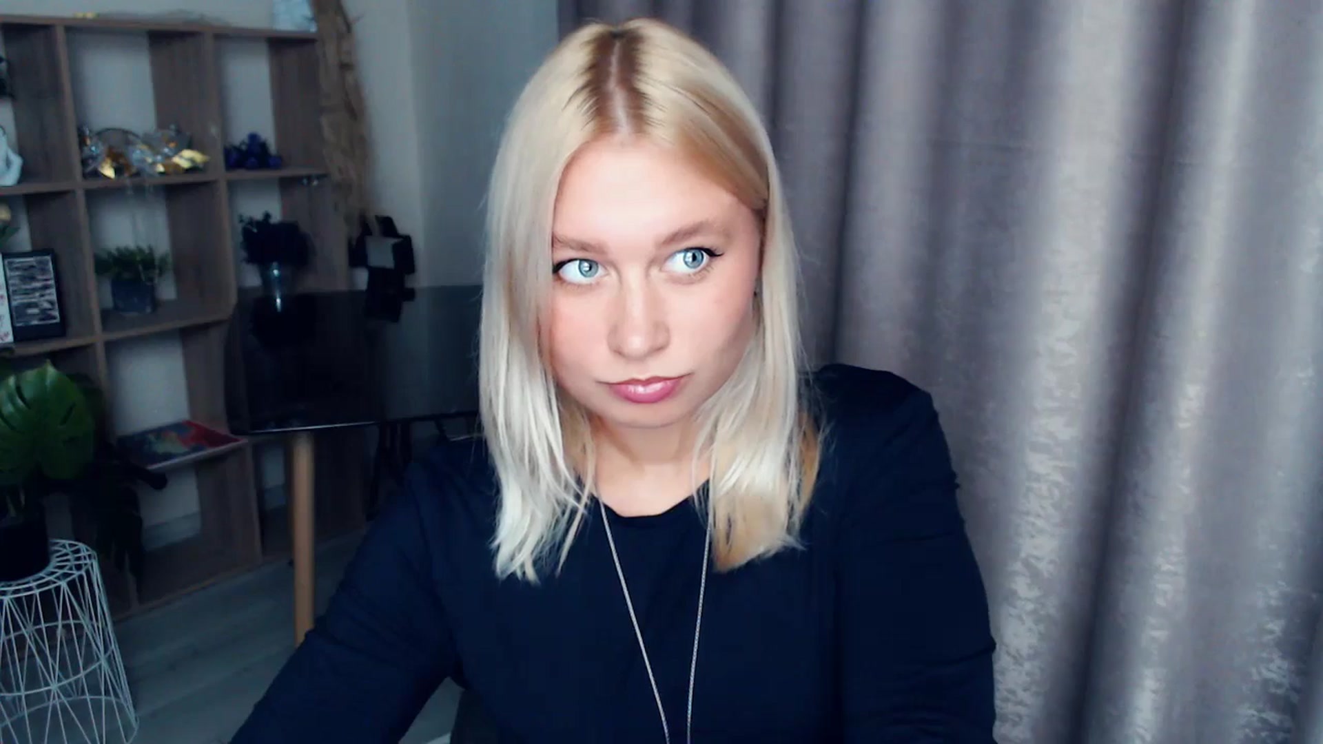 Gallery image thumbnail from Kukla_kolduna's myfreecams stream on, 10/26/2025, 17:27 image 12 of 20