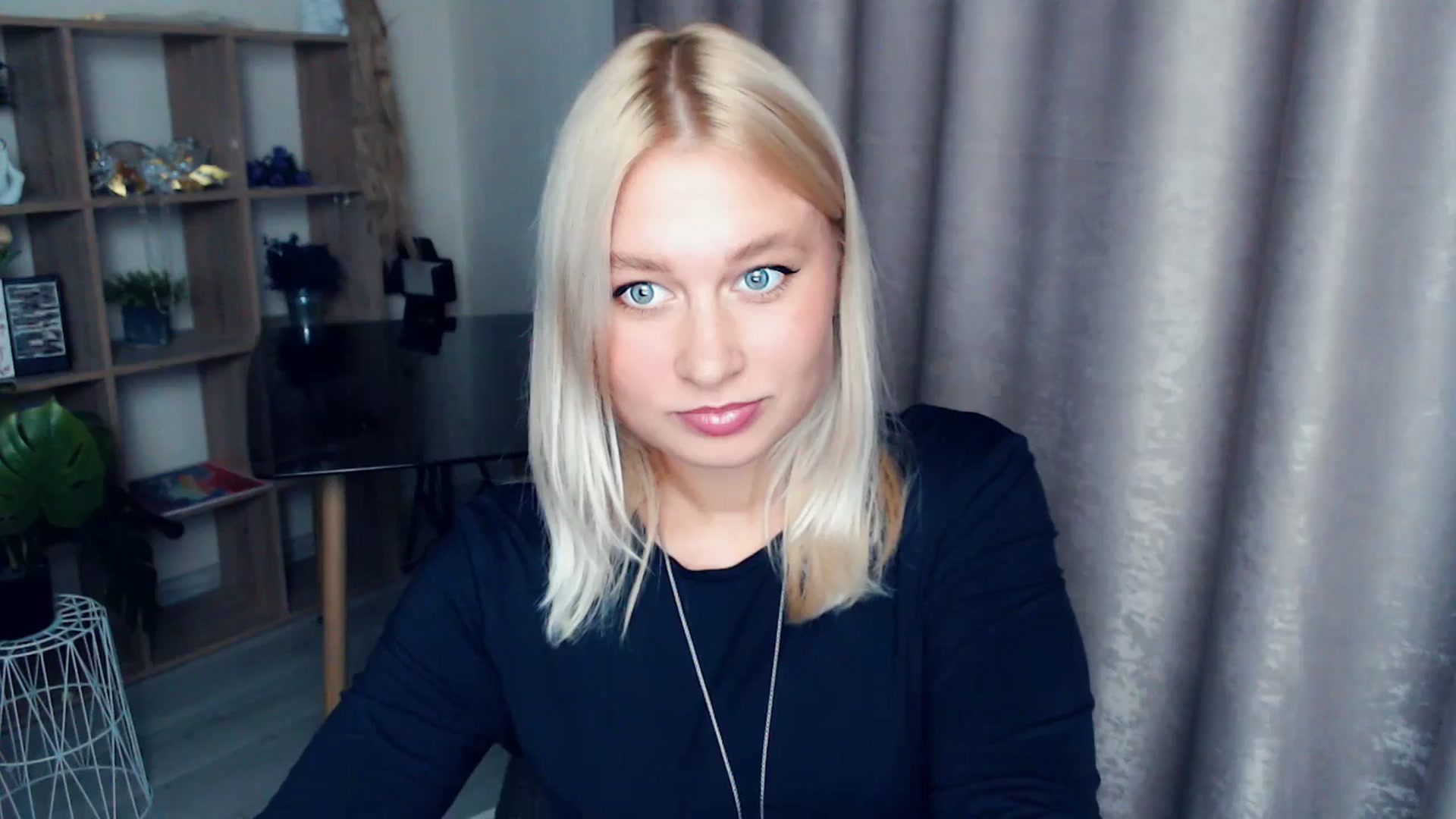 Gallery image thumbnail from Kukla_kolduna's myfreecams stream on, 10/26/2025, 17:27 image 14 of 20