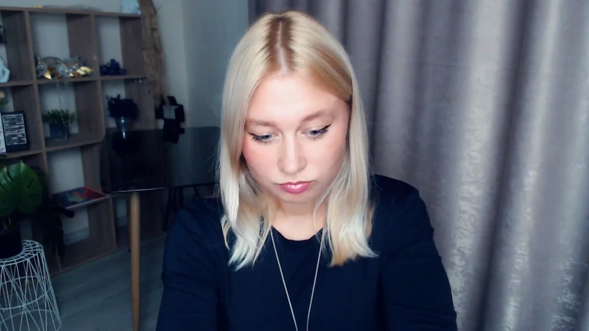 Gallery image thumbnail from Kukla_kolduna's myfreecams stream on, 10/26/2025, 17:27 image 20 of 20