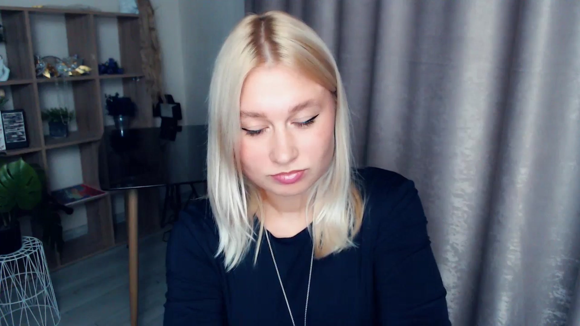 Gallery image thumbnail from Kukla_kolduna's myfreecams stream on, 10/26/2025, 17:27 image 15 of 20
