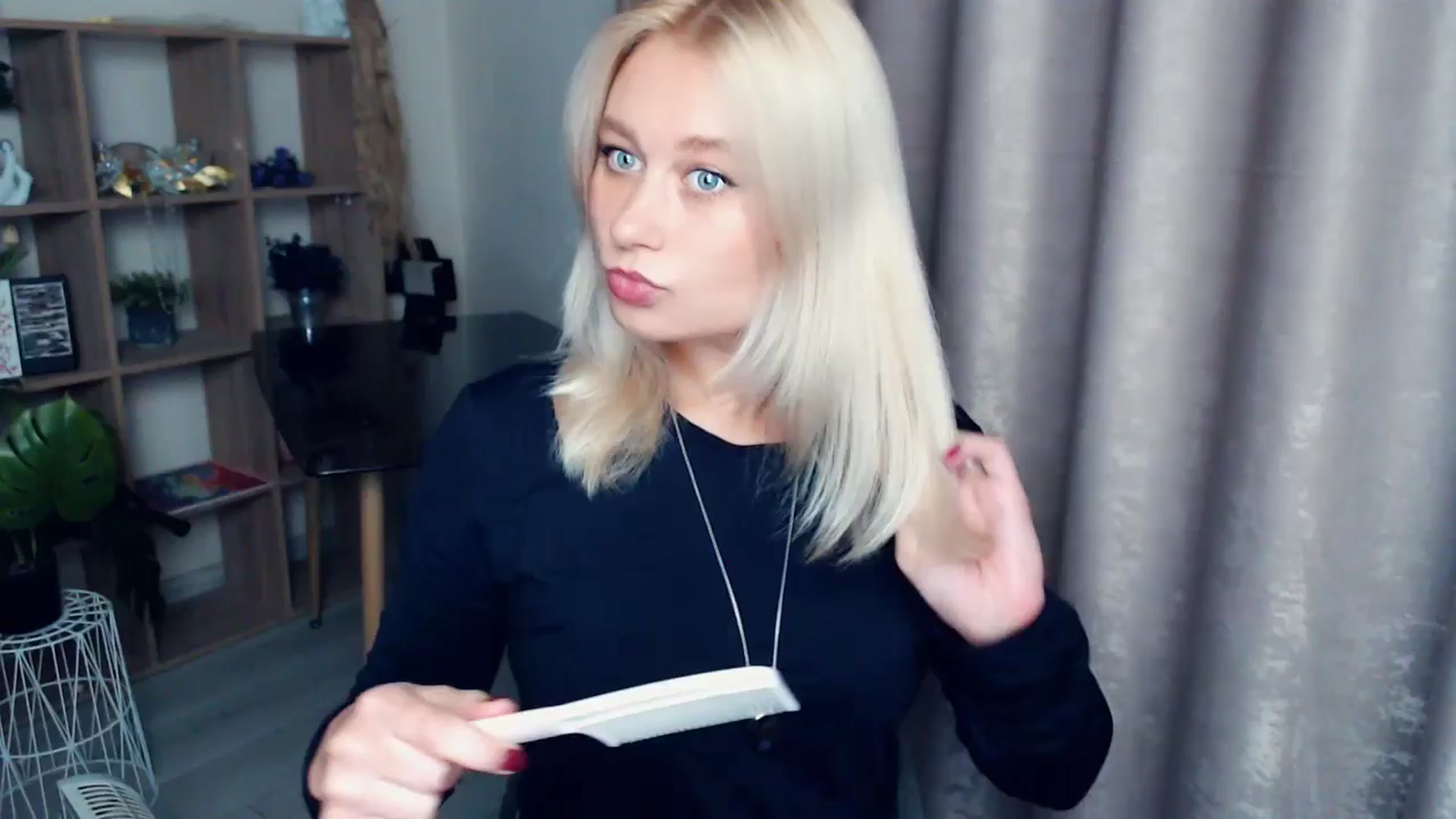 Gallery image thumbnail from Kukla_kolduna's myfreecams stream on, 10/26/2025, 19:23 image 1 of 20