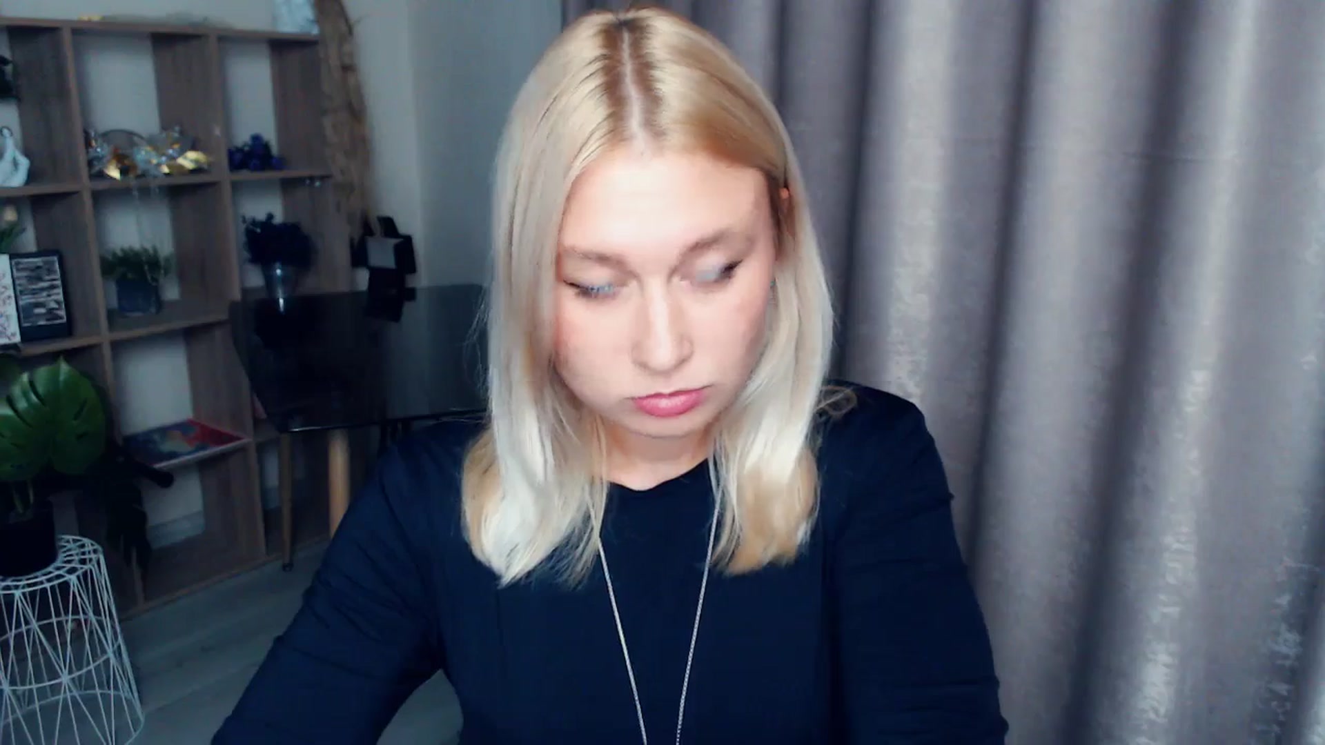 Gallery image thumbnail from Kukla_kolduna's myfreecams stream on, 10/26/2025, 19:23 image 19 of 20