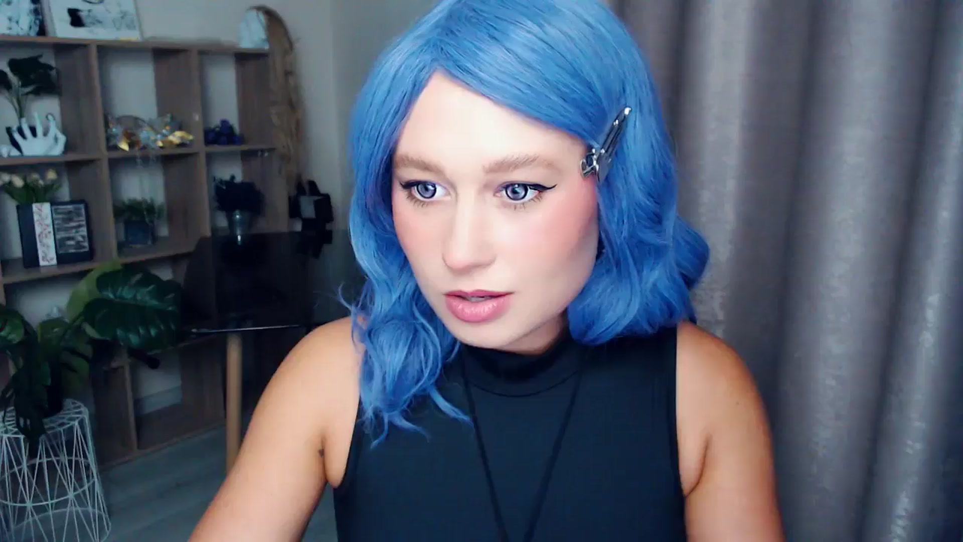 Gallery image thumbnail from Kukla_kolduna's myfreecams stream on, 10/30/2025, 16:12 image 9 of 20