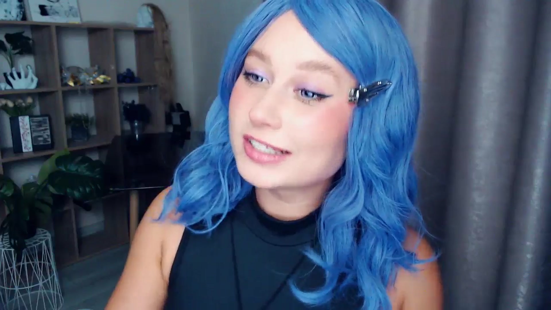 Gallery image thumbnail from Kukla_kolduna's myfreecams stream on, 10/30/2025, 16:12 image 19 of 20