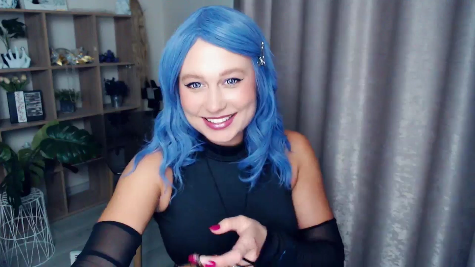 Gallery image thumbnail from Kukla_kolduna's myfreecams stream on, 10/30/2025, 18:39 image 11 of 20