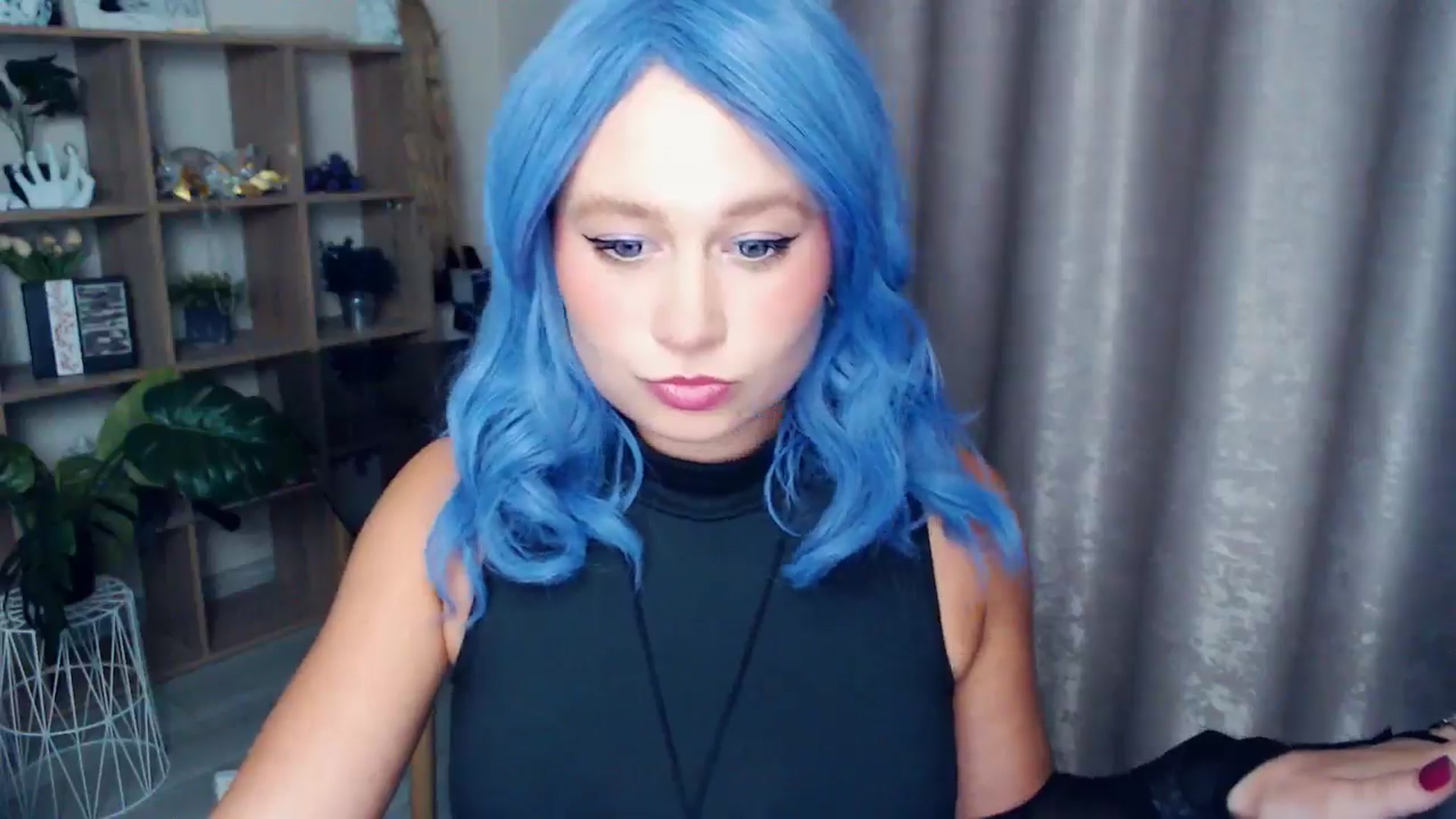 Gallery image thumbnail from Kukla_kolduna's myfreecams stream on, 10/30/2025, 18:39 image 9 of 20