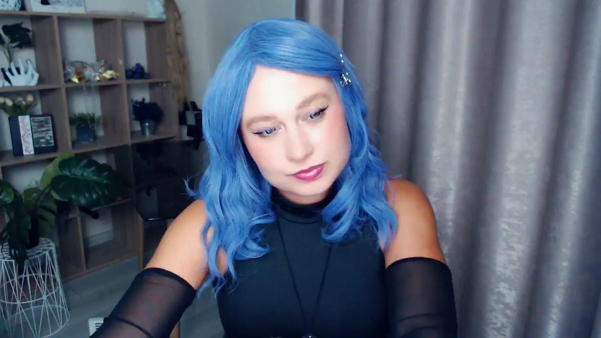 Gallery image thumbnail from Kukla_kolduna's myfreecams stream on, 10/30/2025, 18:39 image 13 of 20