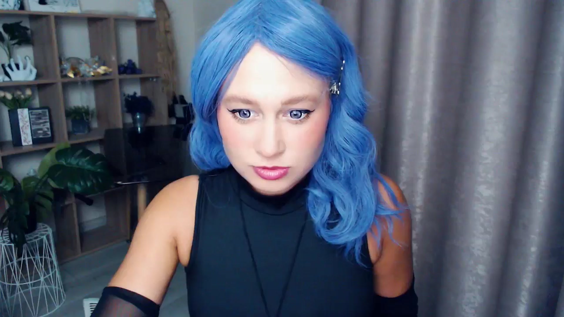 Gallery image thumbnail from Kukla_kolduna's myfreecams stream on, 10/30/2025, 18:39 image 8 of 20