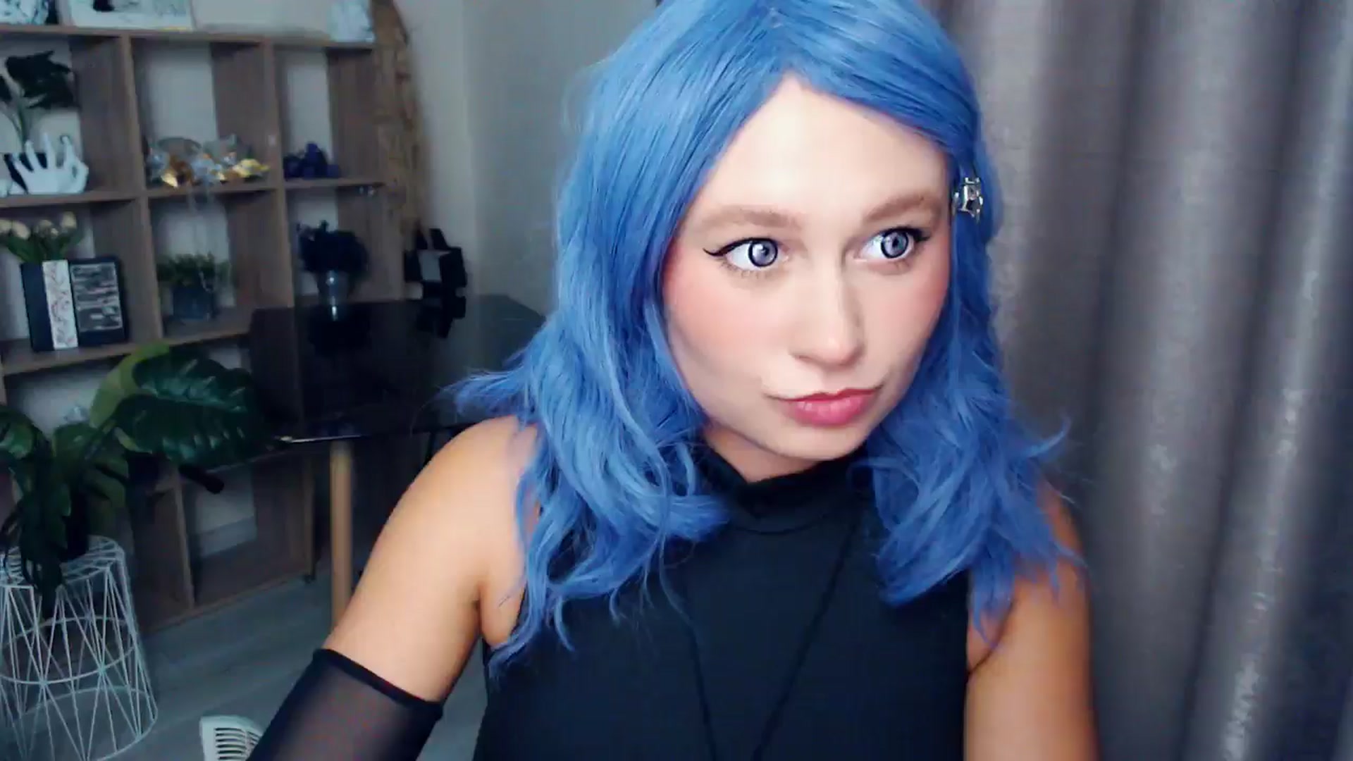 Gallery image thumbnail from Kukla_kolduna's myfreecams stream on, 10/30/2025, 18:39 image 1 of 20