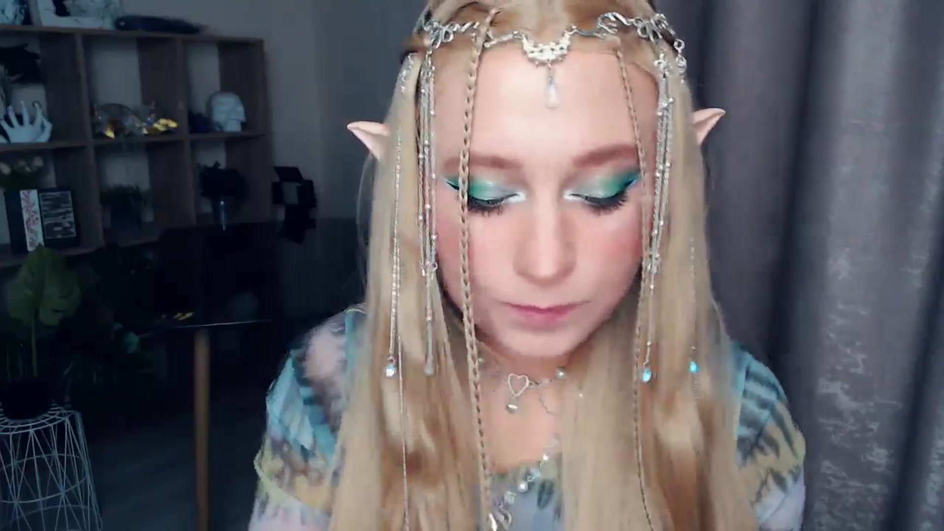 Gallery image thumbnail from Kukla_kolduna's myfreecams stream on, 10/31/2025, 15:37 image 16 of 20