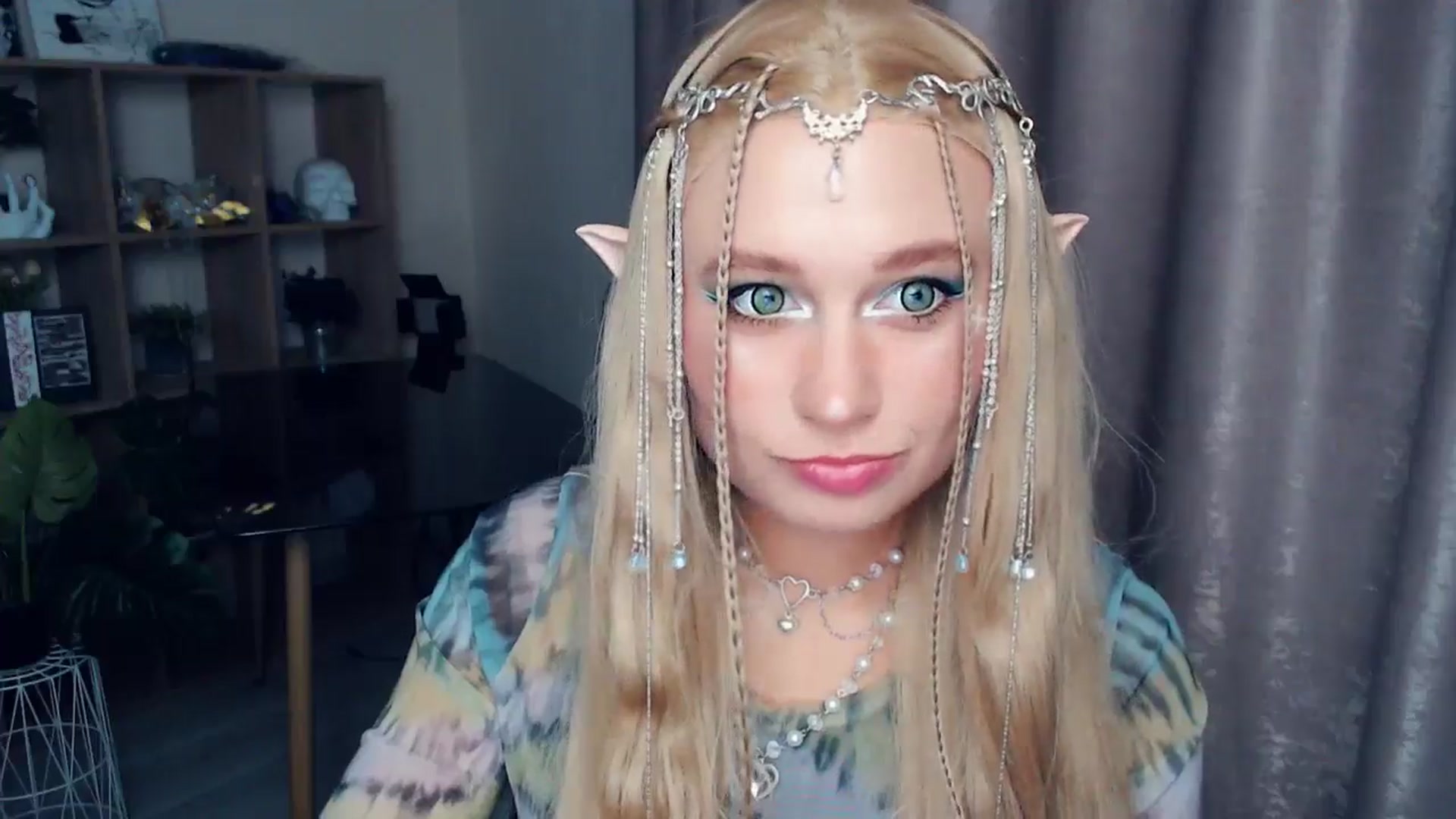 Gallery image thumbnail from Kukla_kolduna's myfreecams stream on, 10/31/2025, 18:15 image 9 of 20