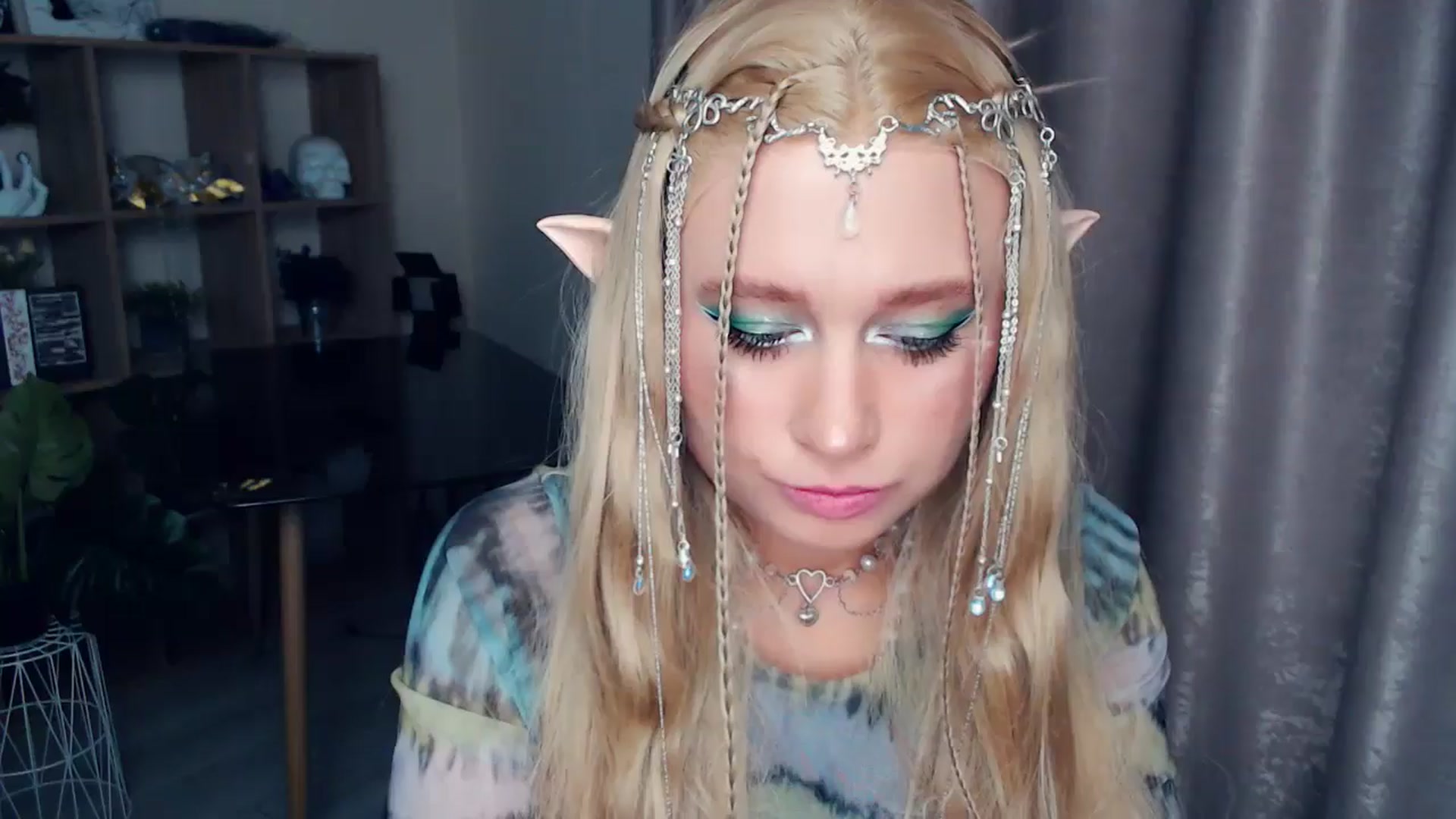 Gallery image thumbnail from Kukla_kolduna's myfreecams stream on, 10/31/2025, 19:40 image 1 of 20