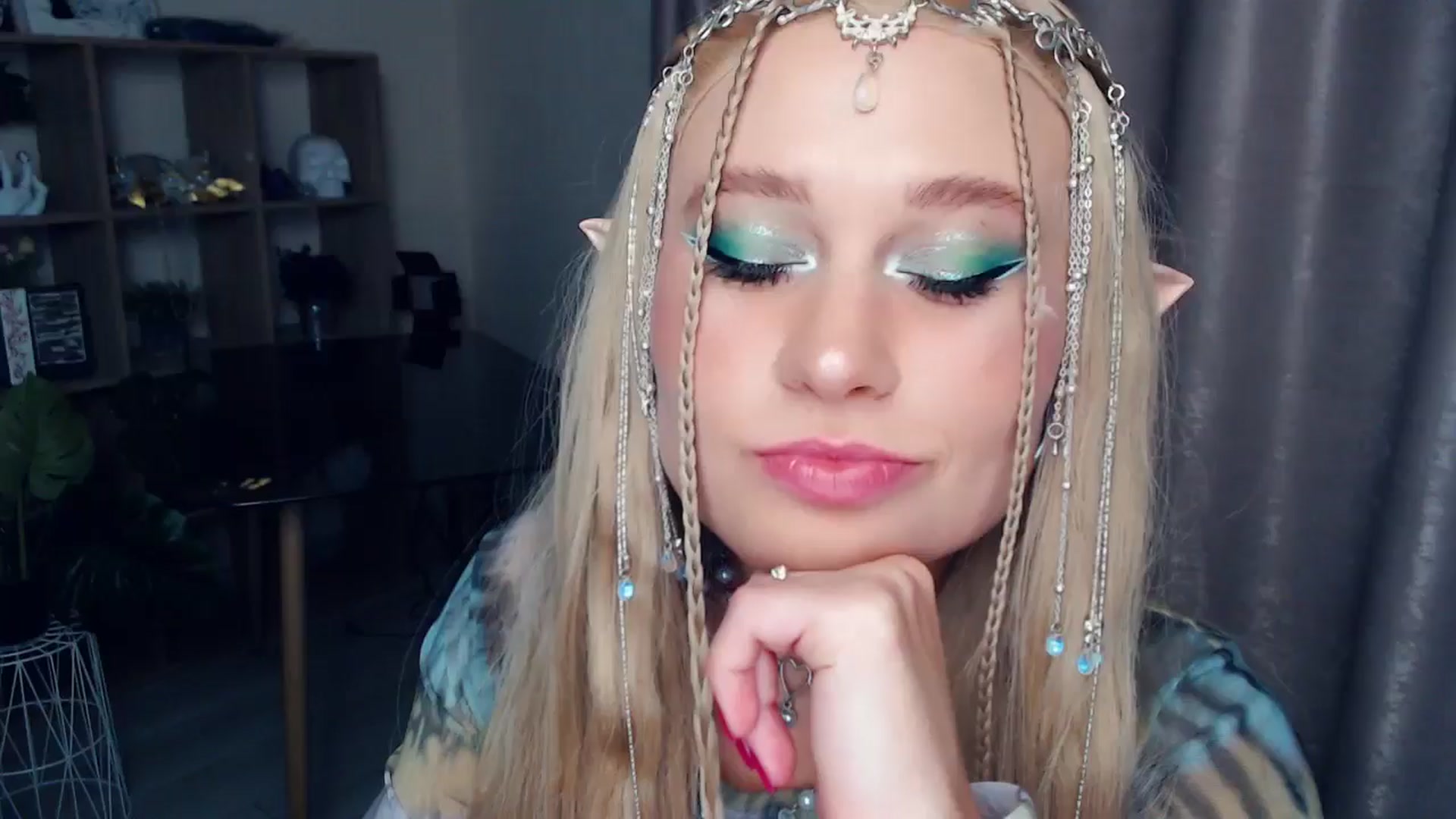 Gallery image thumbnail from Kukla_kolduna's myfreecams stream on, 10/31/2025, 19:40 image 11 of 20