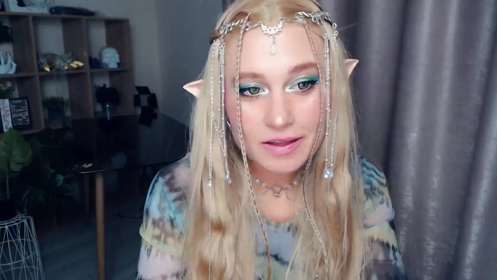 Gallery image thumbnail from Kukla_kolduna's myfreecams stream on, 10/31/2025, 19:40 image 2 of 20