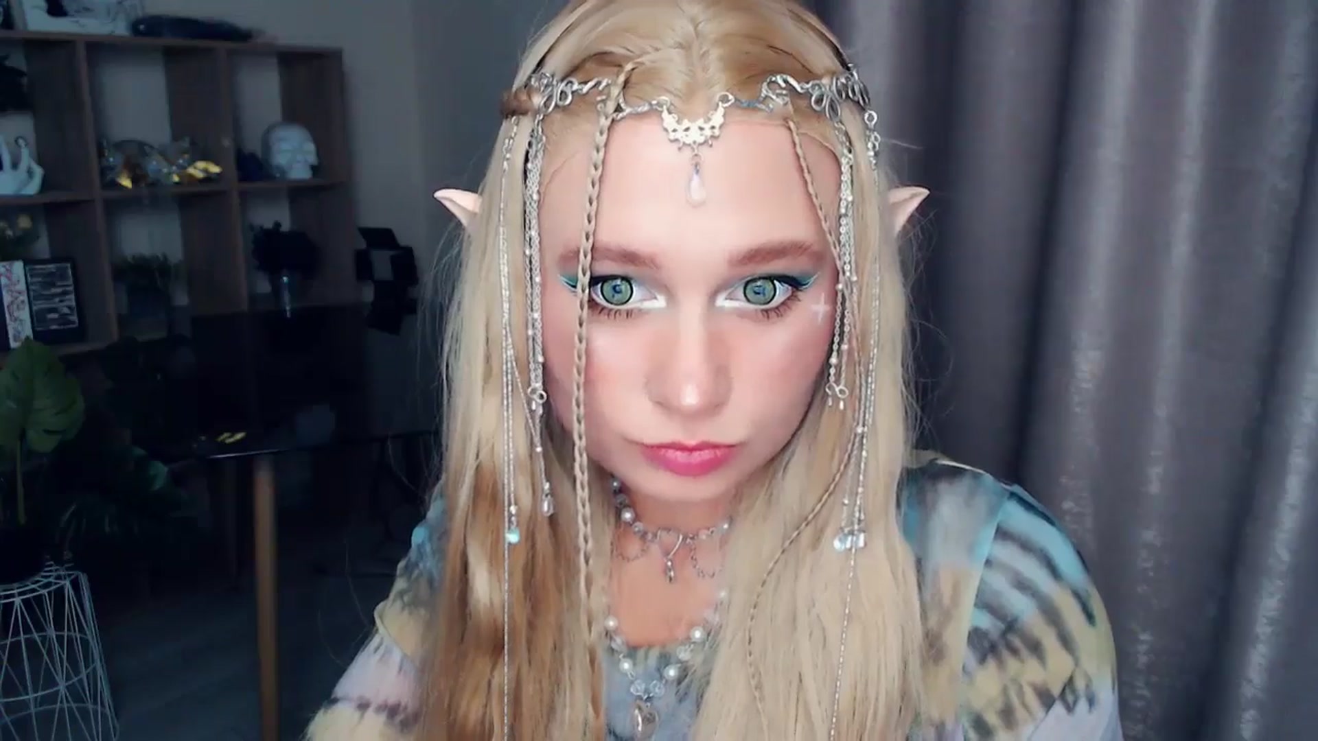 Gallery image thumbnail from Kukla_kolduna's myfreecams stream on, 10/31/2025, 19:40 image 18 of 20