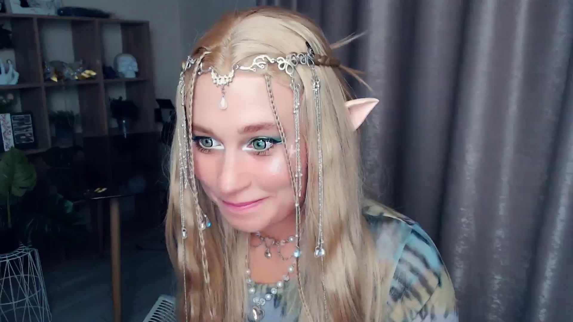 Gallery image thumbnail from Kukla_kolduna's myfreecams stream on, 10/31/2025, 19:40 image 20 of 20