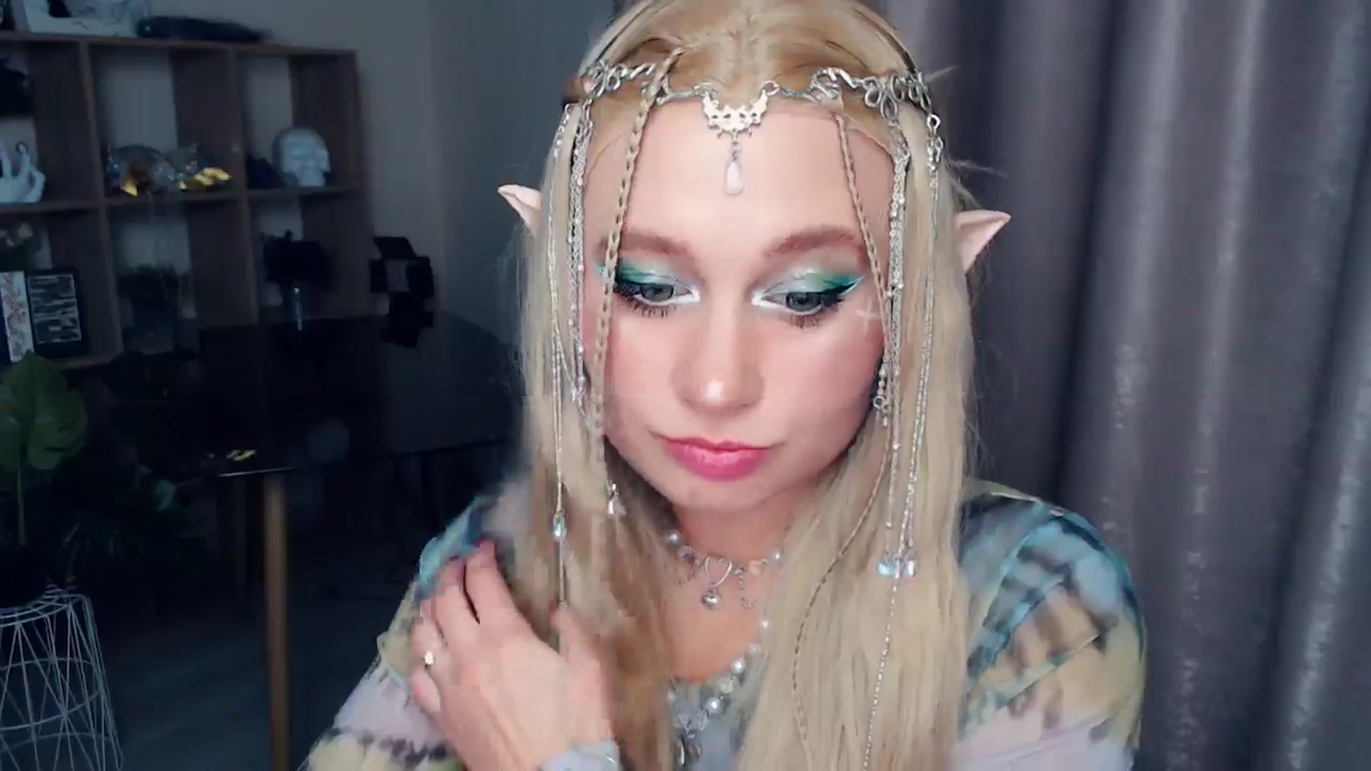 Gallery image thumbnail from Kukla_kolduna's myfreecams stream on, 10/31/2025, 19:40 image 19 of 20
