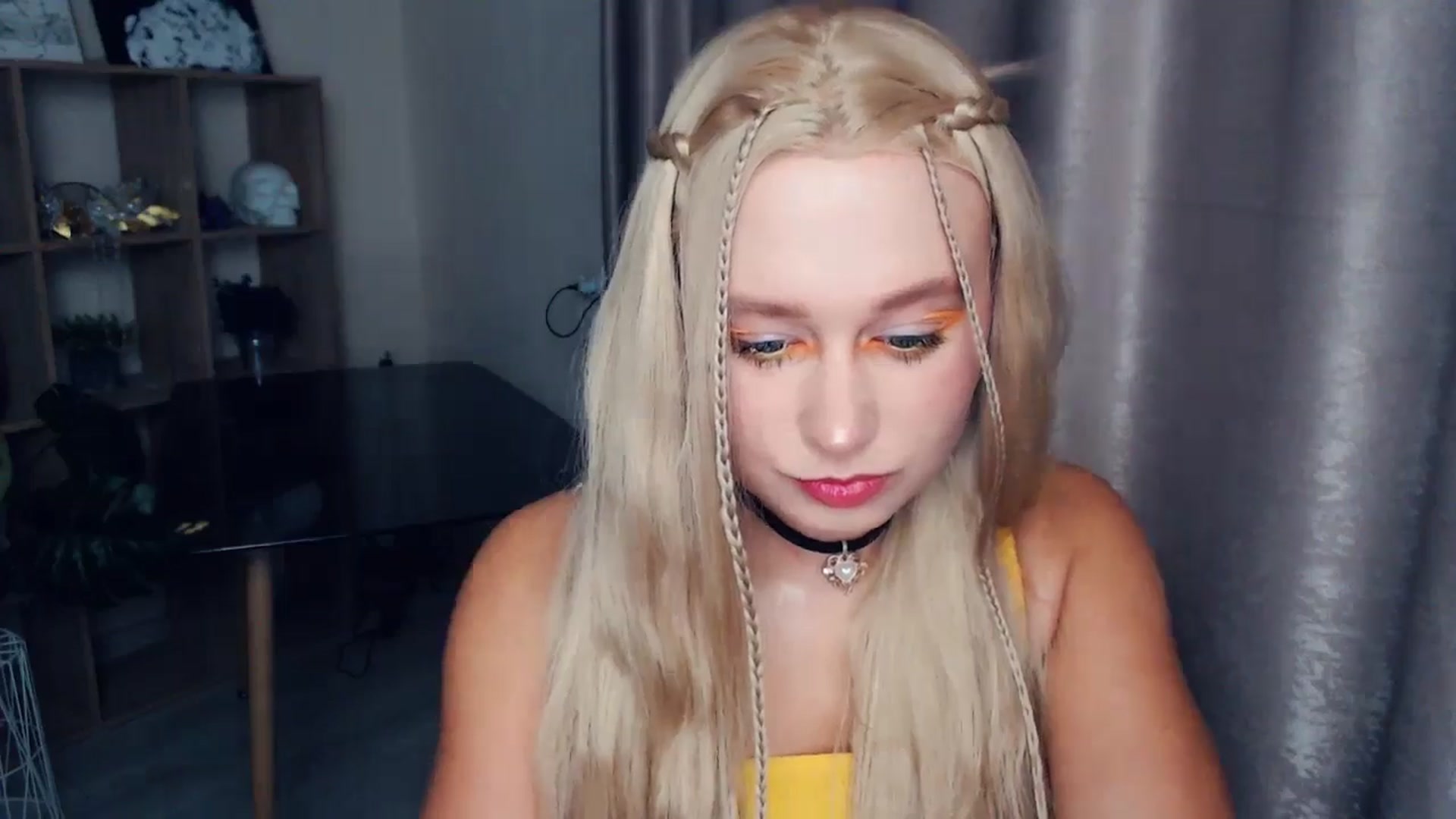 Gallery image thumbnail from Kukla_kolduna's myfreecams stream on, 11/01/2025, 16:36 image 2 of 20