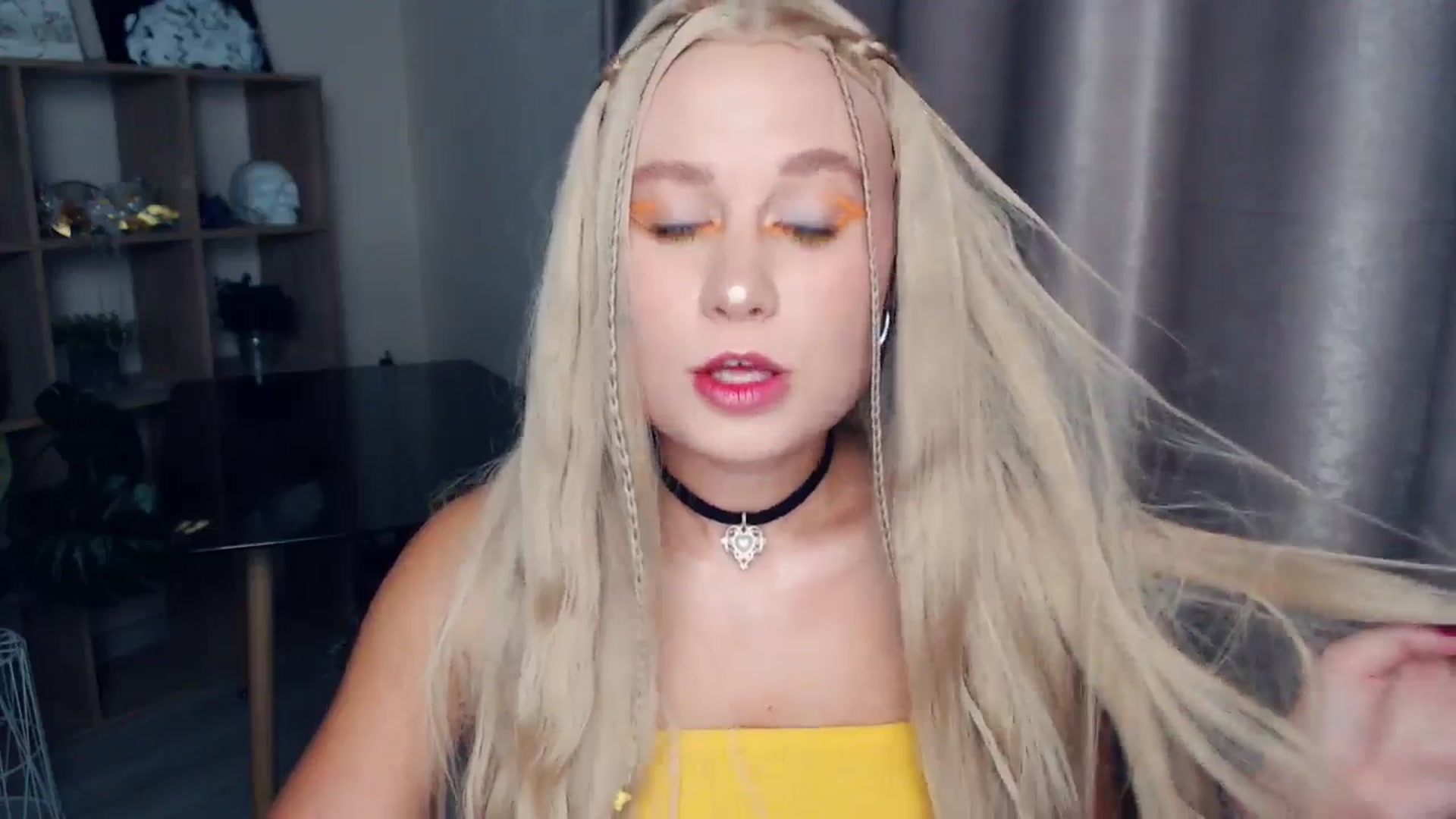 Gallery image thumbnail from Kukla_kolduna's myfreecams stream on, 11/01/2025, 16:36 image 8 of 20