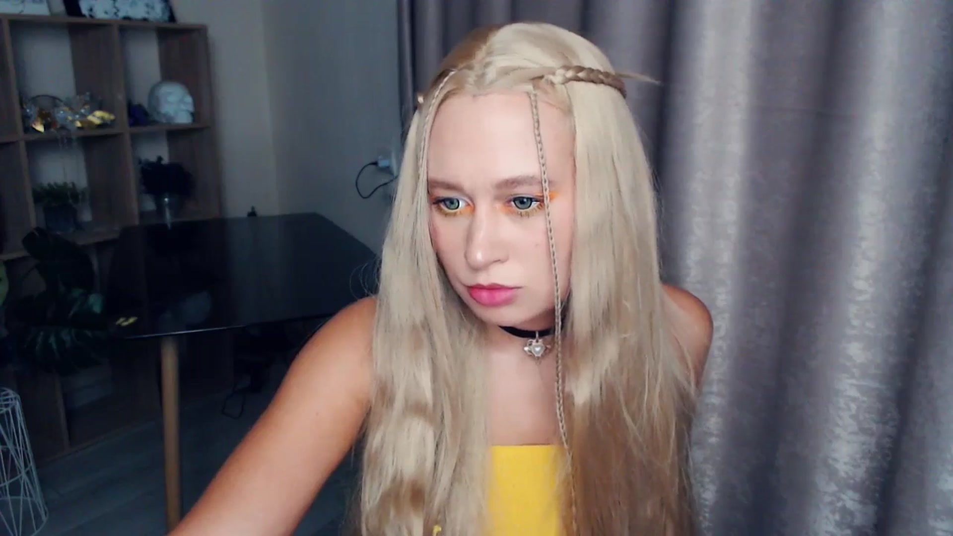 Gallery image thumbnail from Kukla_kolduna's myfreecams stream on, 11/01/2025, 18:58 image 20 of 20