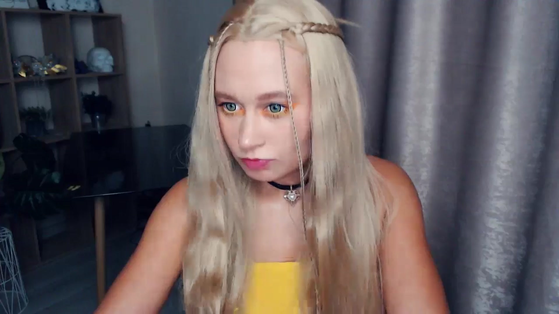 Gallery image thumbnail from Kukla_kolduna's myfreecams stream on, 11/01/2025, 18:58 image 17 of 20