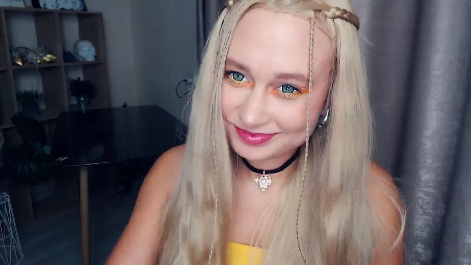 Gallery image thumbnail from Kukla_kolduna's myfreecams stream on, 11/01/2025, 18:58 image 8 of 20