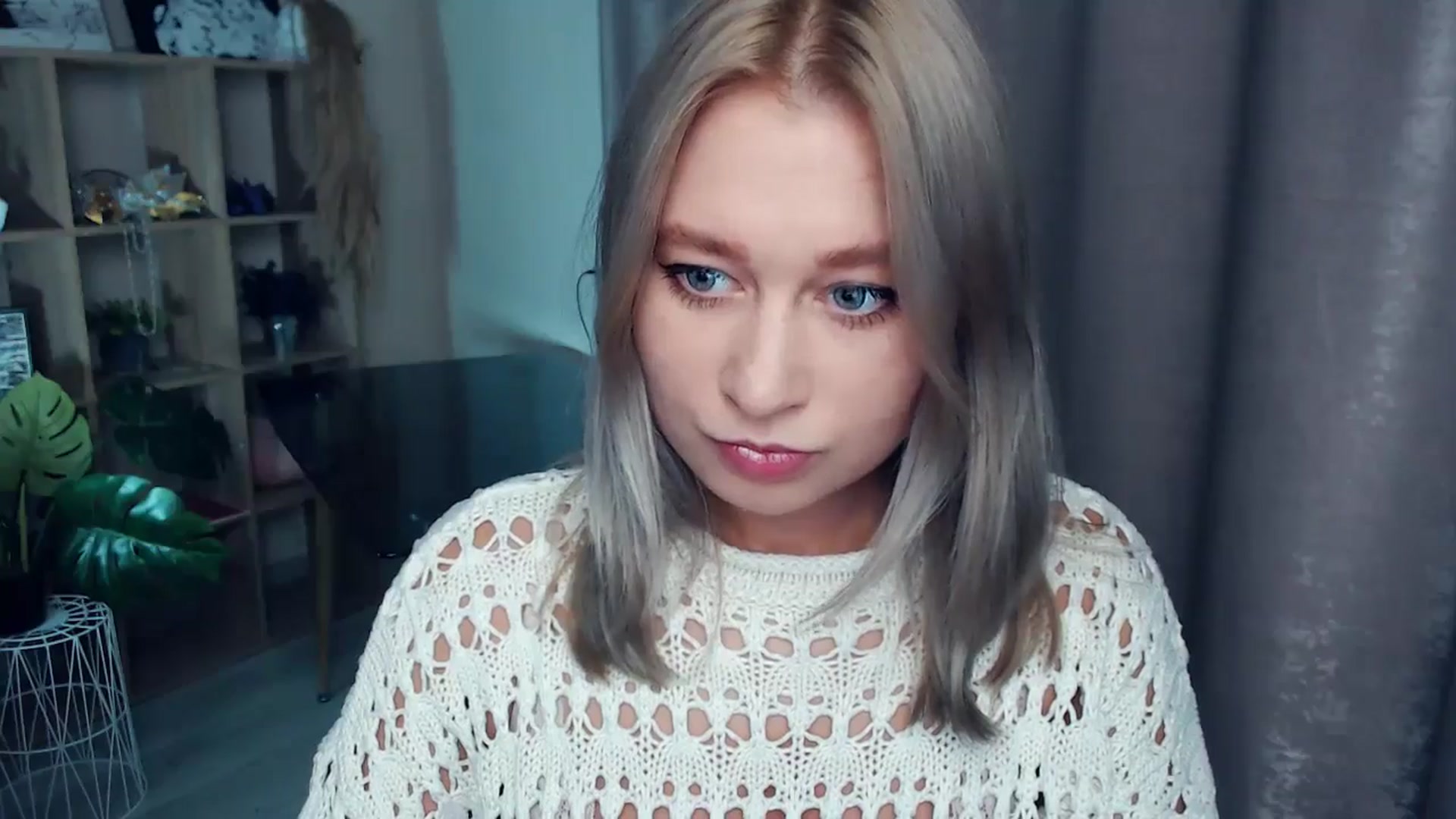 Gallery image thumbnail from Kukla_kolduna's myfreecams stream on, 11/05/2025, 16:49 image 14 of 20