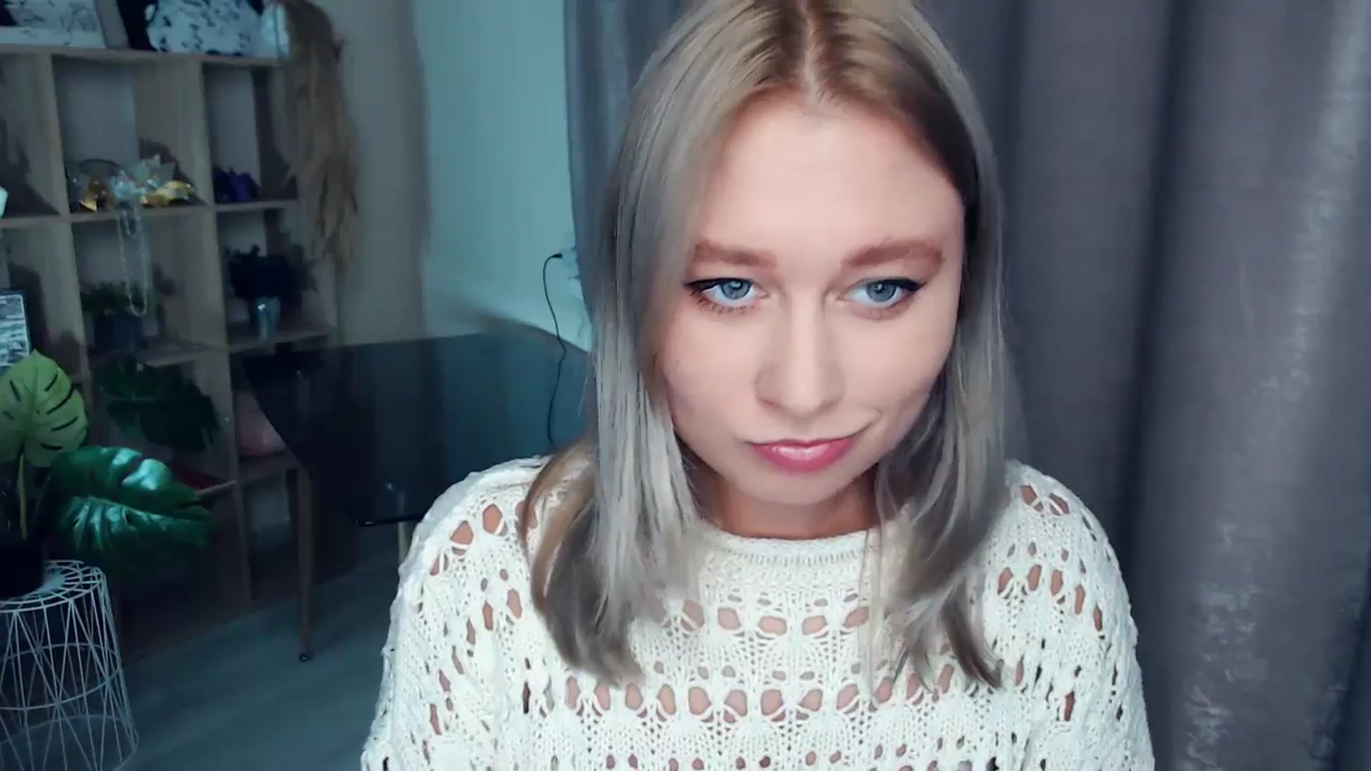 Gallery image thumbnail from Kukla_kolduna's myfreecams stream on, 11/05/2025, 16:49 image 19 of 20