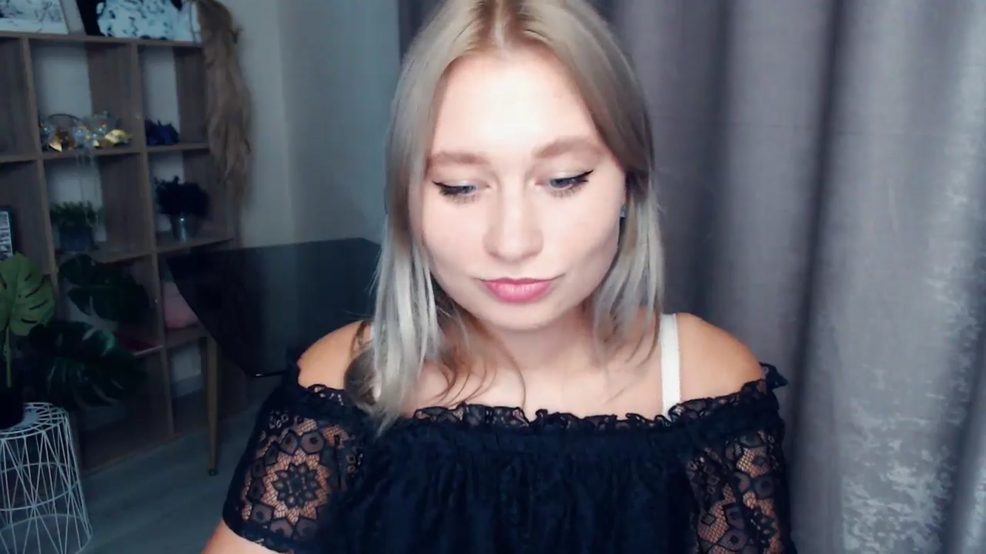 Gallery image thumbnail from Kukla_kolduna's myfreecams stream on, 11/05/2025, 18:52 image 20 of 20