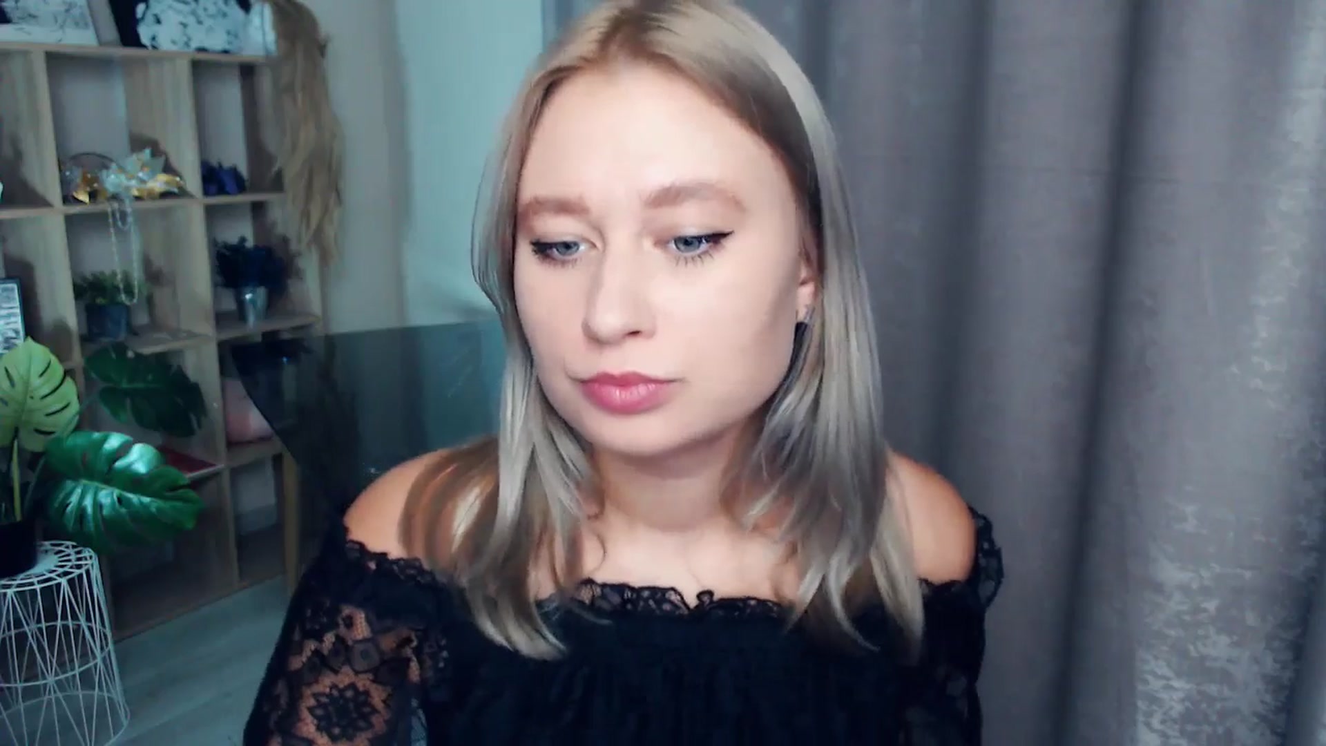 Gallery image thumbnail from Kukla_kolduna's myfreecams stream on, 11/05/2025, 18:52 image 4 of 20