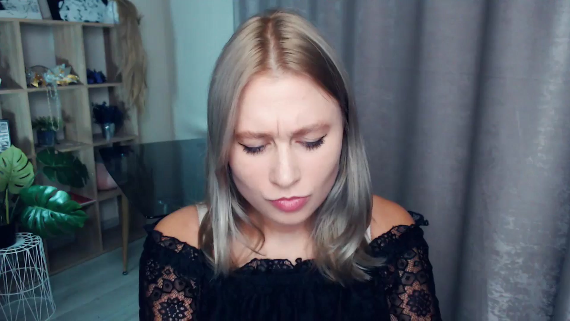 Gallery image thumbnail from Kukla_kolduna's myfreecams stream on, 11/05/2025, 18:52 image 5 of 20