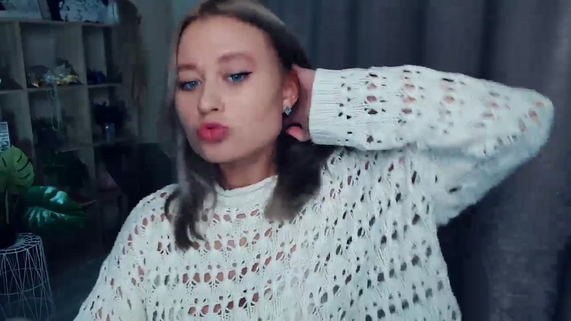 Gallery image thumbnail from Kukla_kolduna's myfreecams stream on, 11/05/2025, 18:52 image 2 of 20