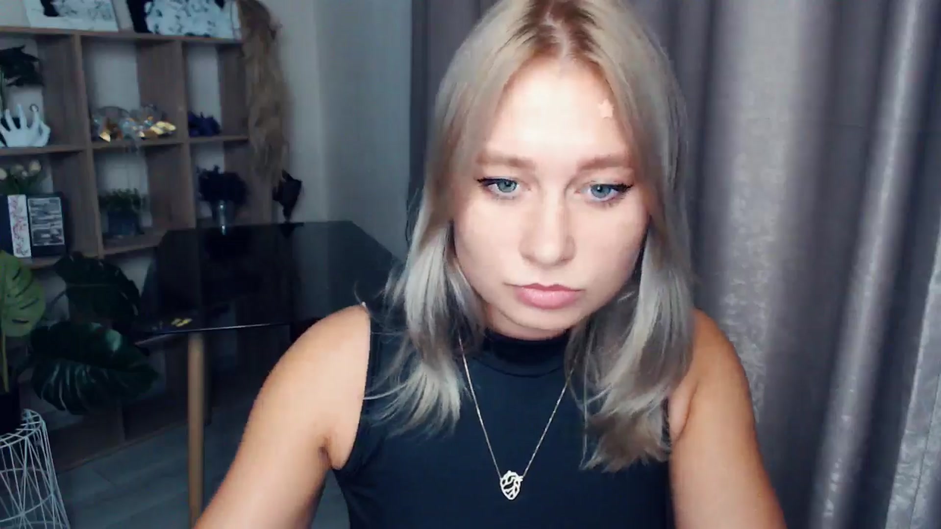 Gallery image thumbnail from Kukla_kolduna's myfreecams stream on, 11/06/2025, 16:21 image 2 of 20