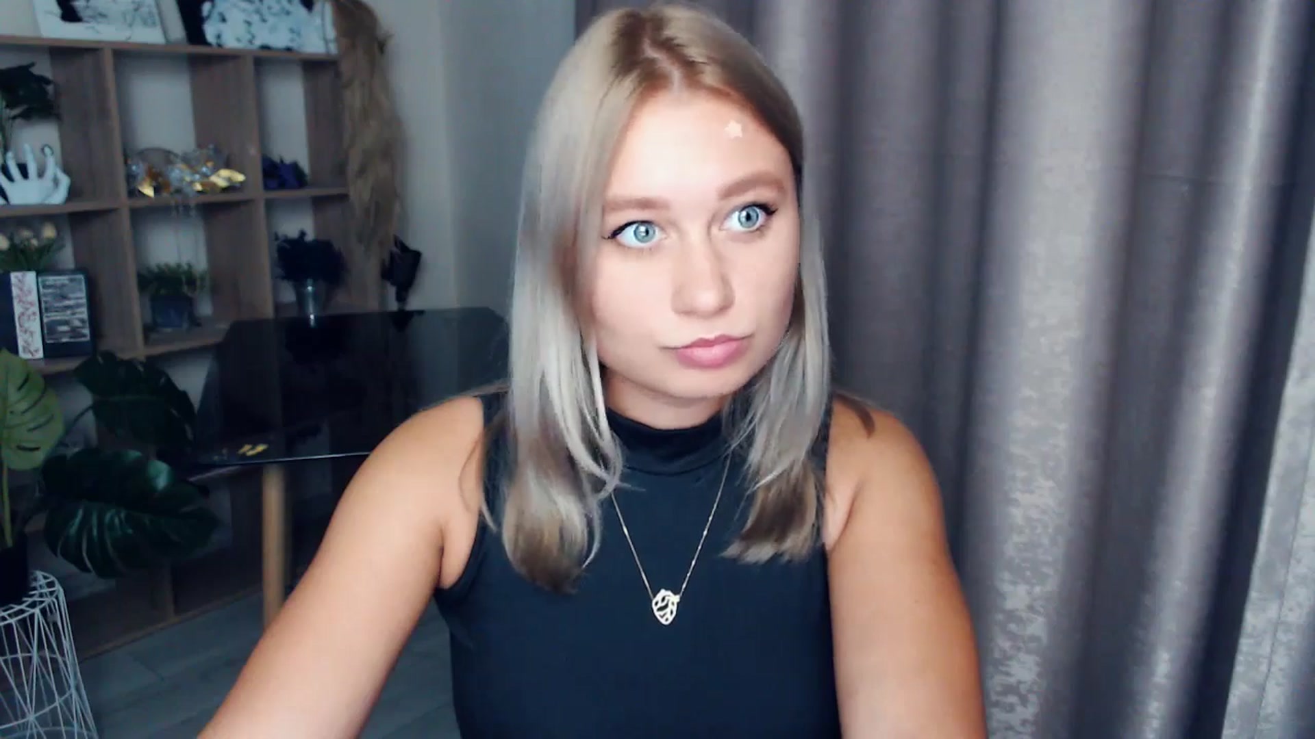 Gallery image thumbnail from Kukla_kolduna's myfreecams stream on, 11/06/2025, 16:21 image 14 of 20