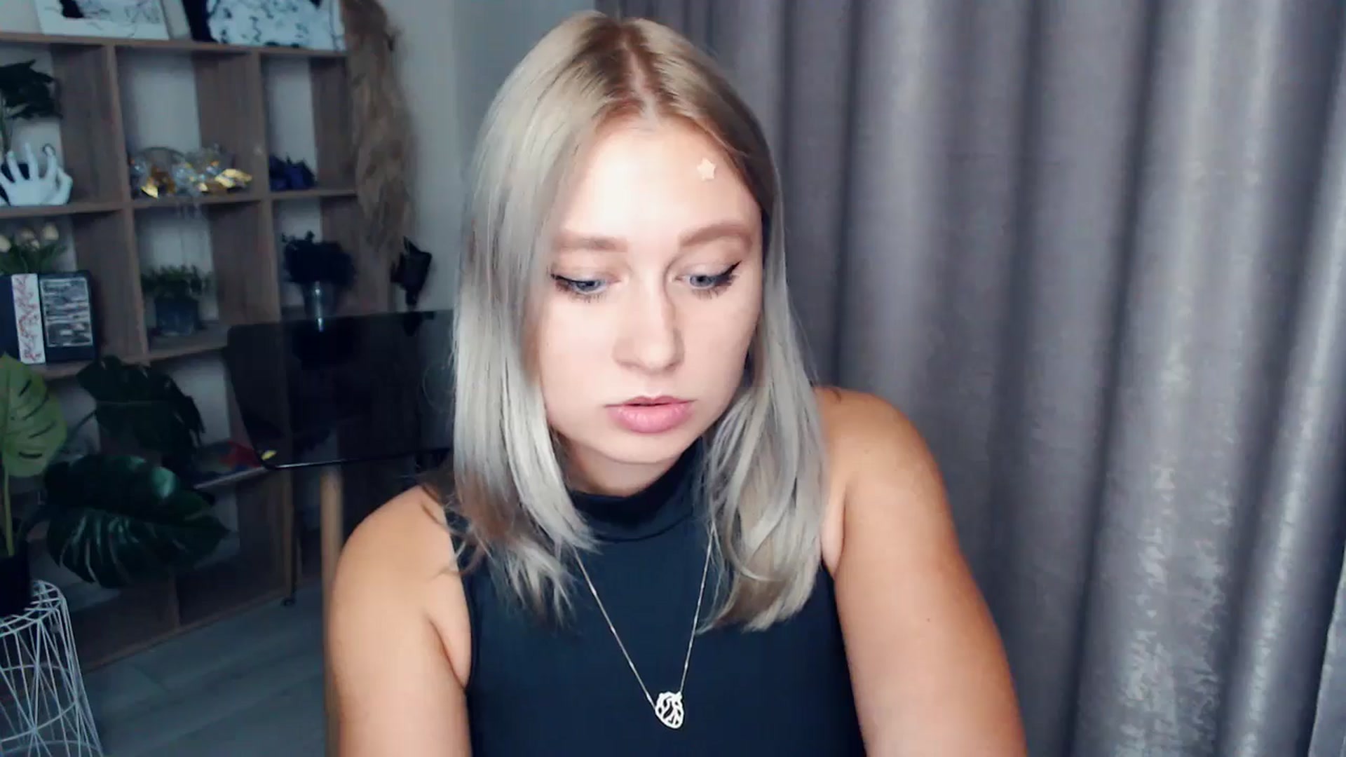 Gallery image thumbnail from Kukla_kolduna's myfreecams stream on, 11/06/2025, 19:22 image 13 of 20