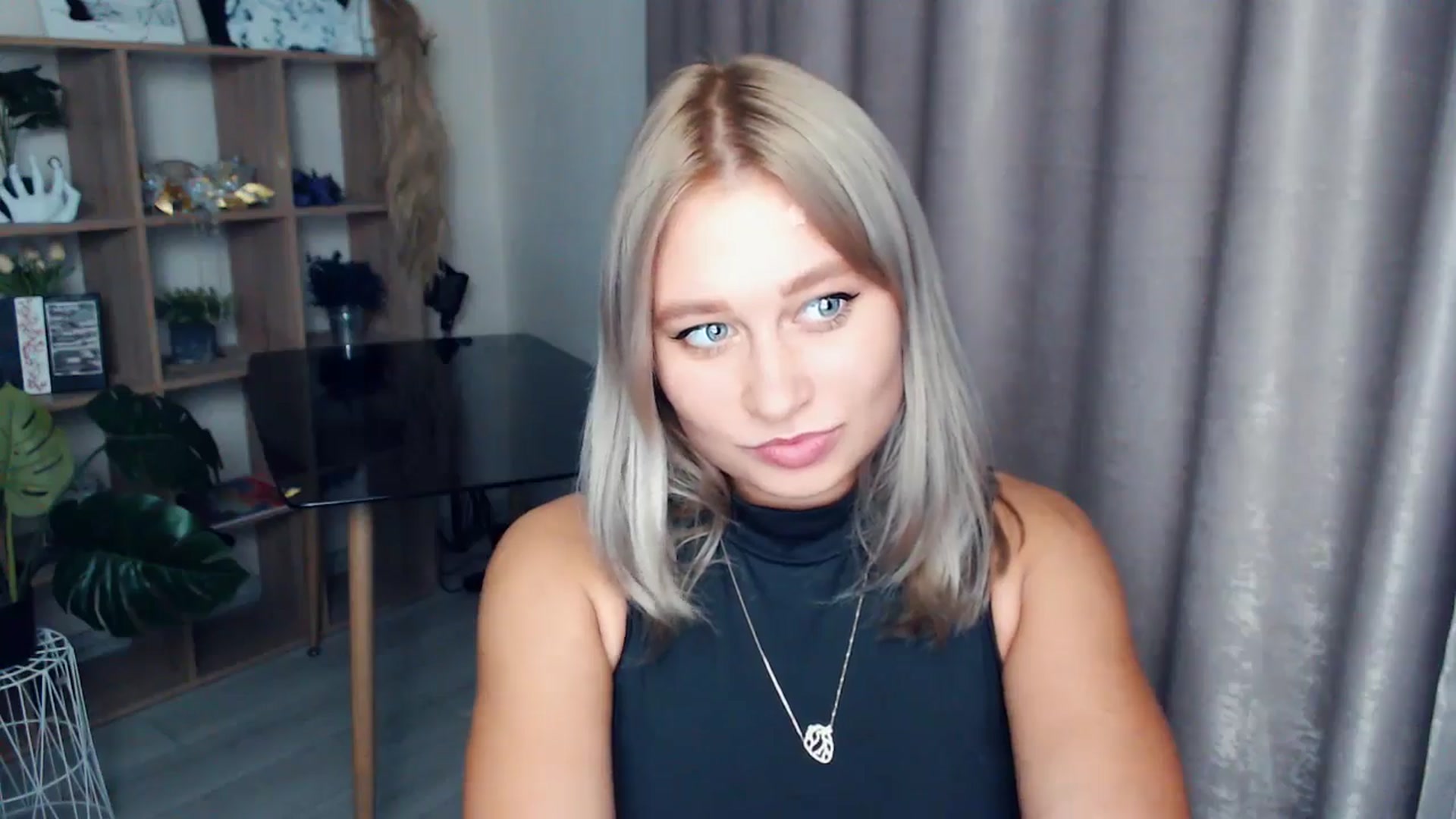 Gallery image thumbnail from Kukla_kolduna's myfreecams stream on, 11/06/2025, 19:22 image 8 of 20
