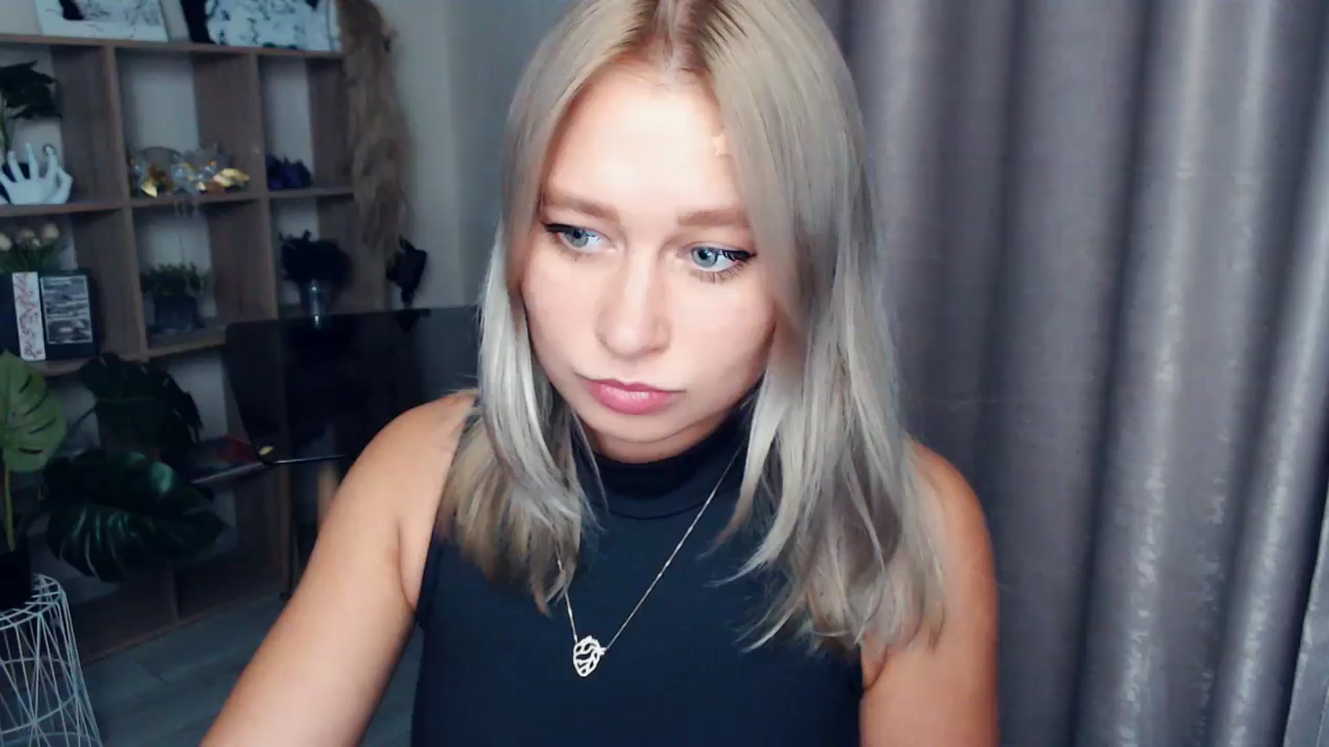 Gallery image thumbnail from Kukla_kolduna's myfreecams stream on, 11/06/2025, 19:22 image 1 of 20