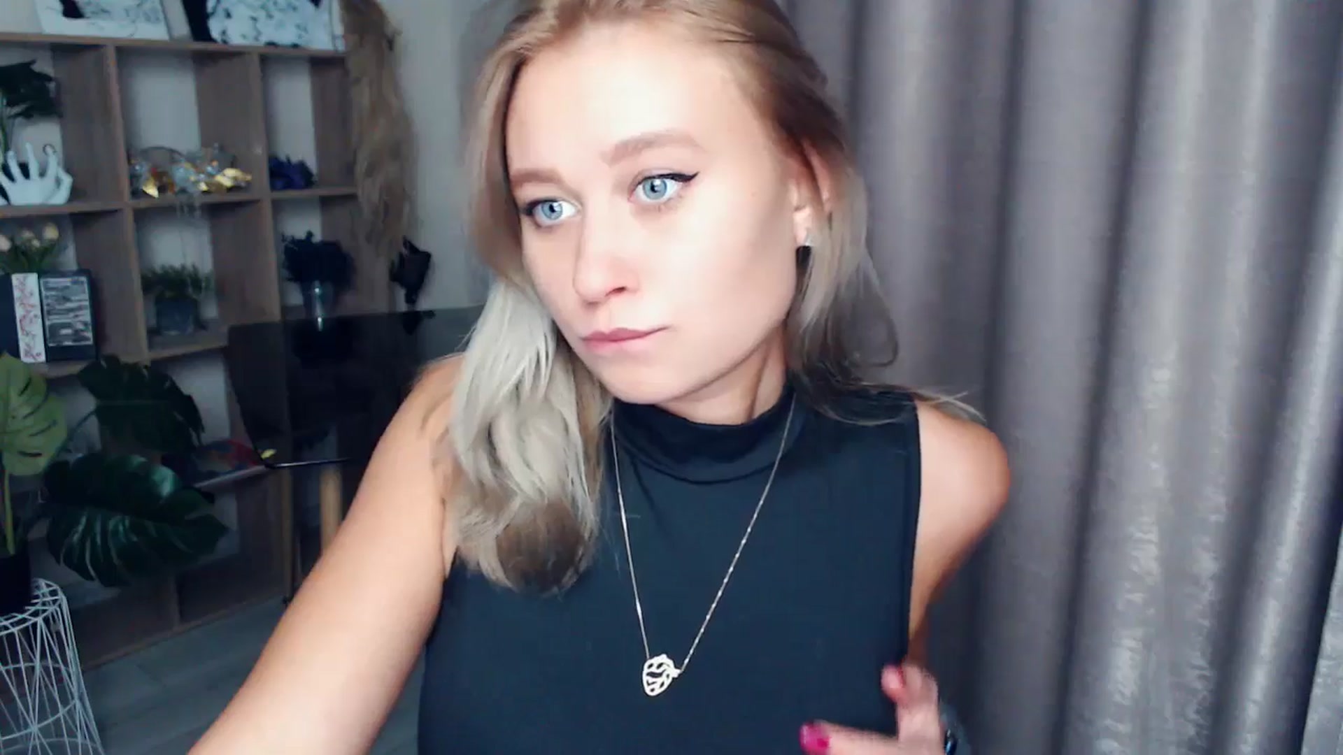 Gallery image thumbnail from Kukla_kolduna's myfreecams stream on, 11/06/2025, 19:22 image 20 of 20