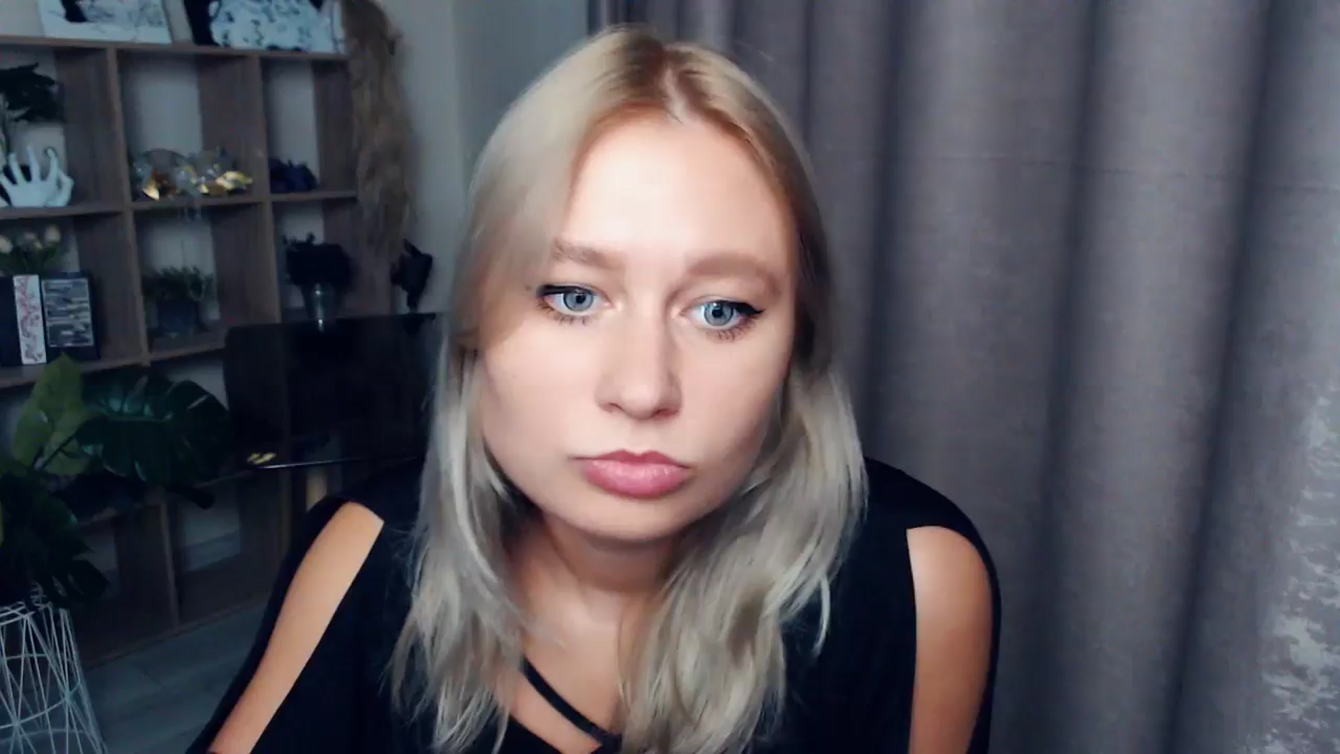 Gallery image thumbnail from Kukla_kolduna's myfreecams stream on, 11/07/2025, 17:15 image 1 of 20