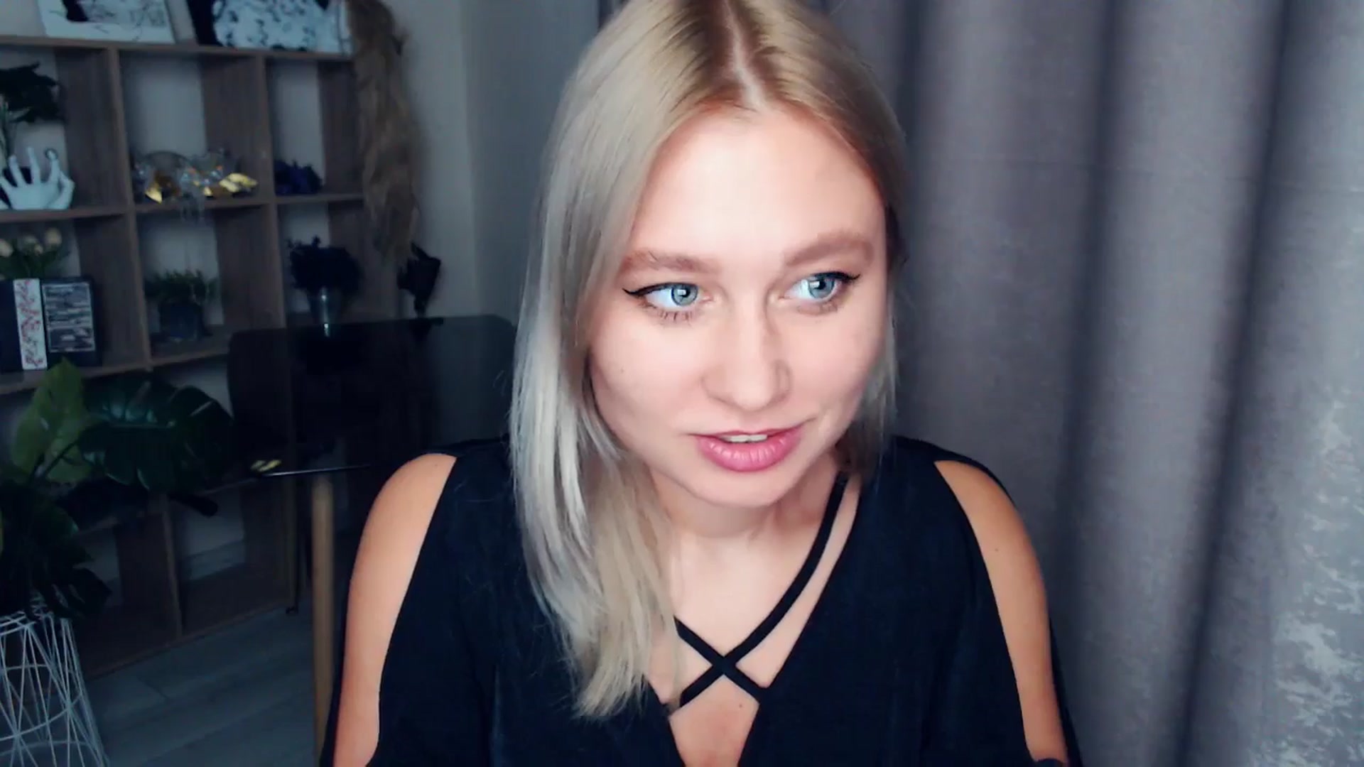 Gallery image thumbnail from Kukla_kolduna's myfreecams stream on, 11/07/2025, 17:15 image 5 of 20