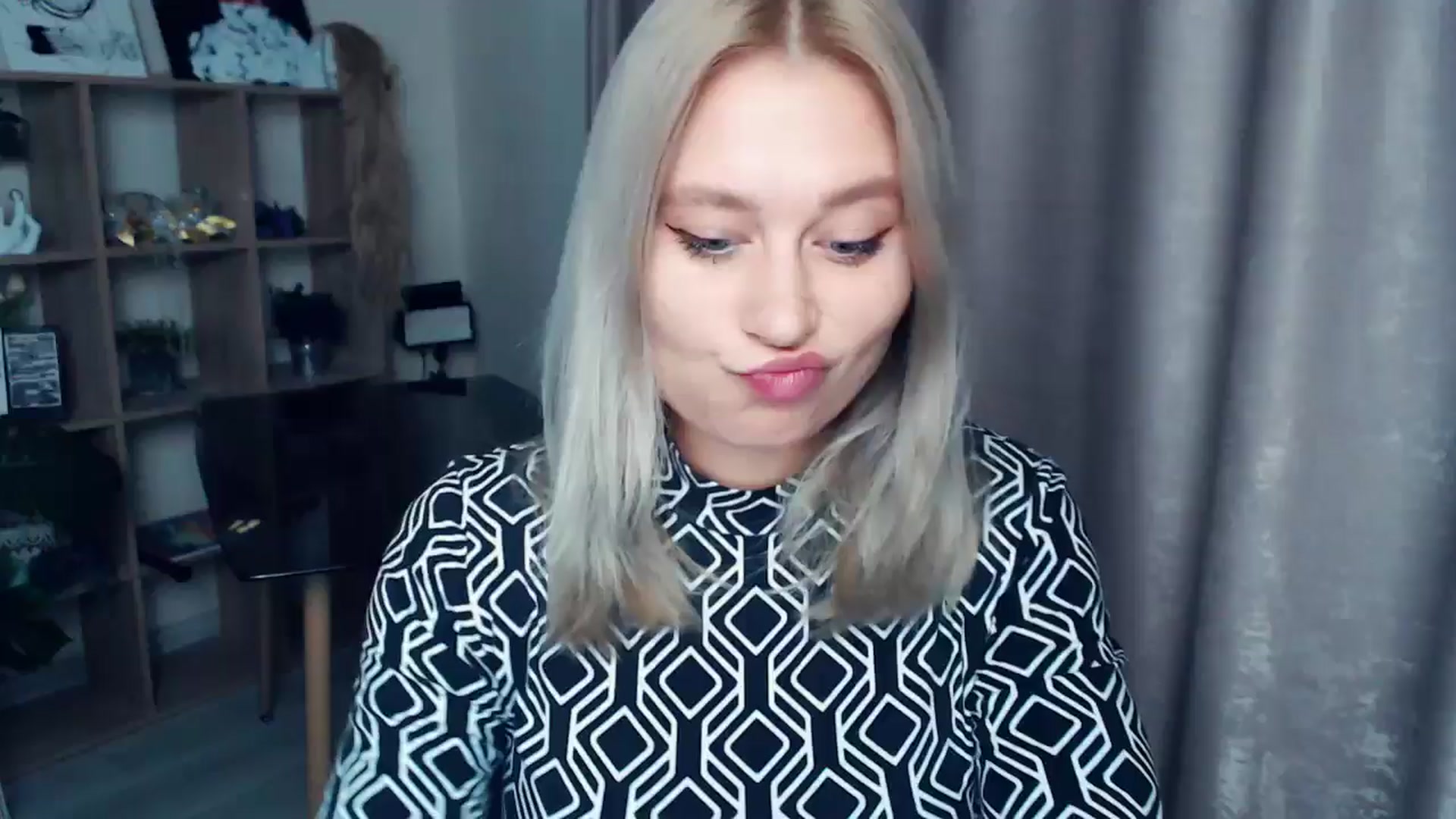 Gallery image thumbnail from Kukla_kolduna's myfreecams stream on, 11/08/2025, 17:24 image 1 of 20