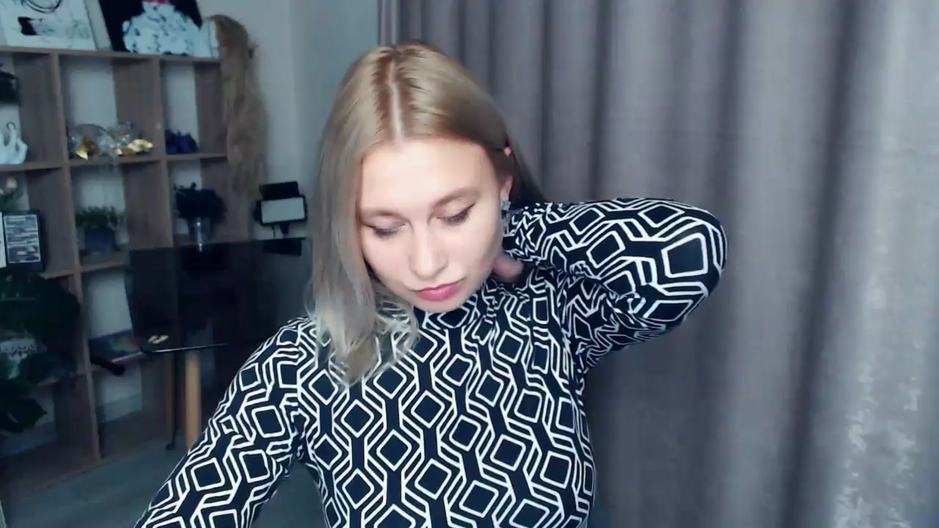 Gallery image thumbnail from Kukla_kolduna's myfreecams stream on, 11/08/2025, 17:24 image 18 of 20