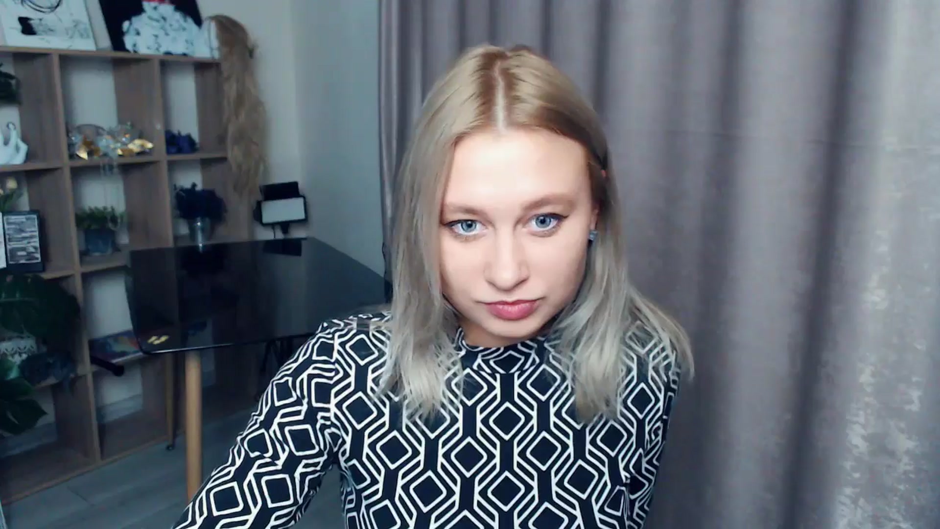 Gallery image thumbnail from Kukla_kolduna's myfreecams stream on, 11/08/2025, 17:24 image 16 of 20