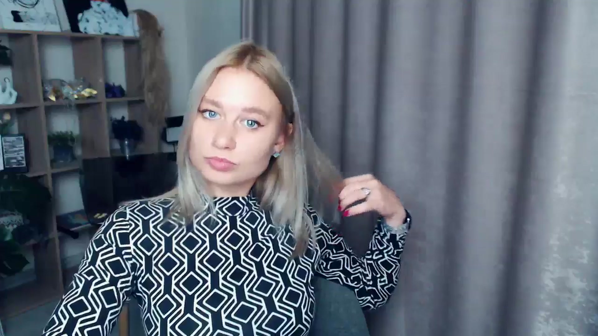 Gallery image thumbnail from Kukla_kolduna's myfreecams stream on, 11/08/2025, 18:51 image 8 of 20