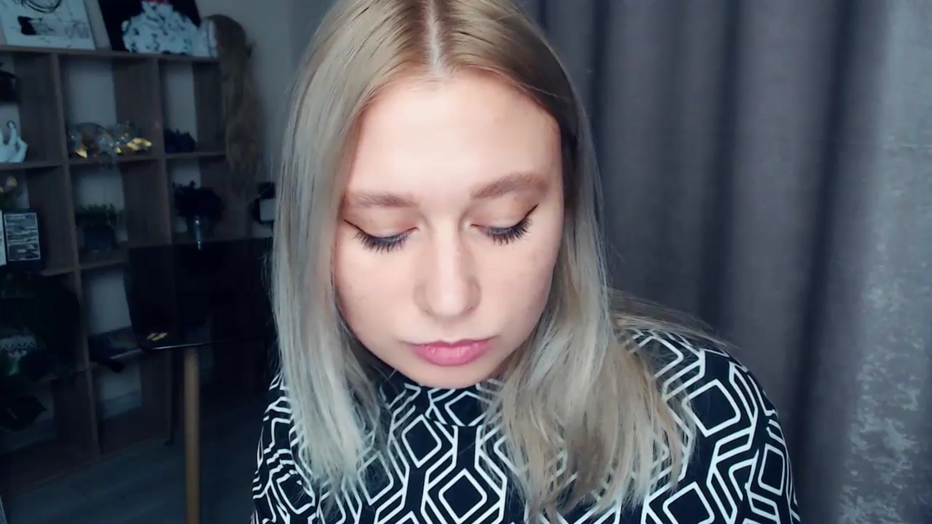 Gallery image thumbnail from Kukla_kolduna's myfreecams stream on, 11/08/2025, 18:51 image 18 of 20