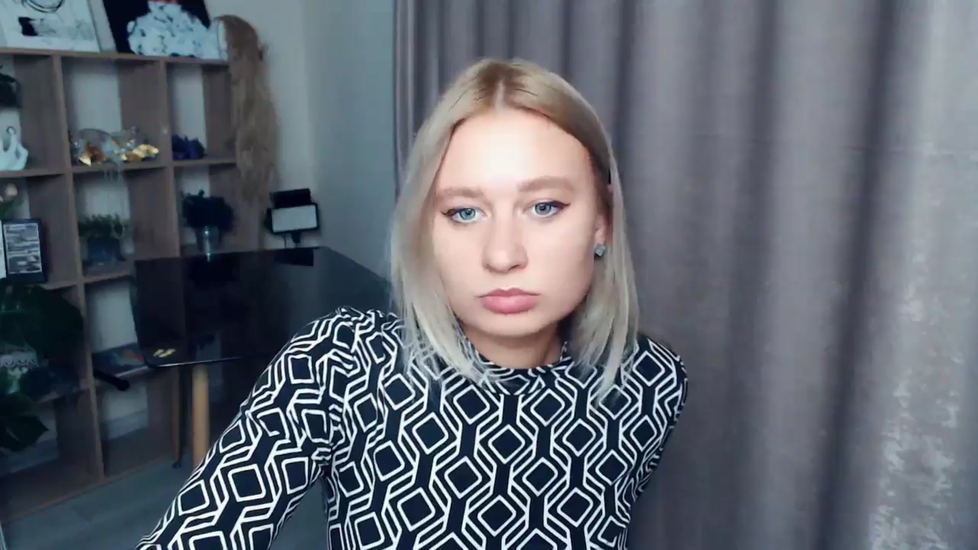 Gallery image thumbnail from Kukla_kolduna's myfreecams stream on, 11/08/2025, 18:51 image 5 of 20