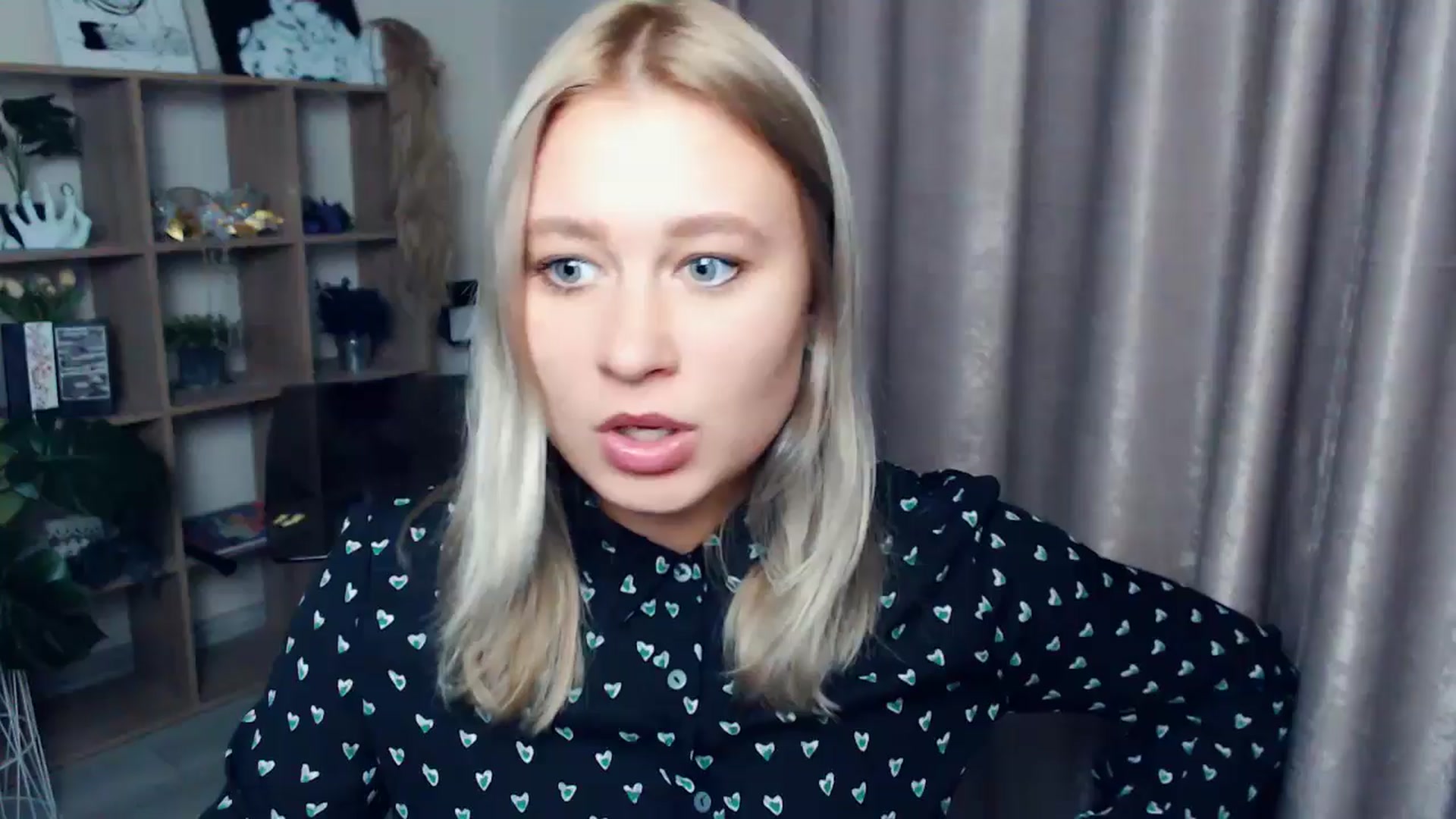 Gallery image thumbnail from Kukla_kolduna's myfreecams stream on, 11/09/2025, 15:07 image 13 of 20