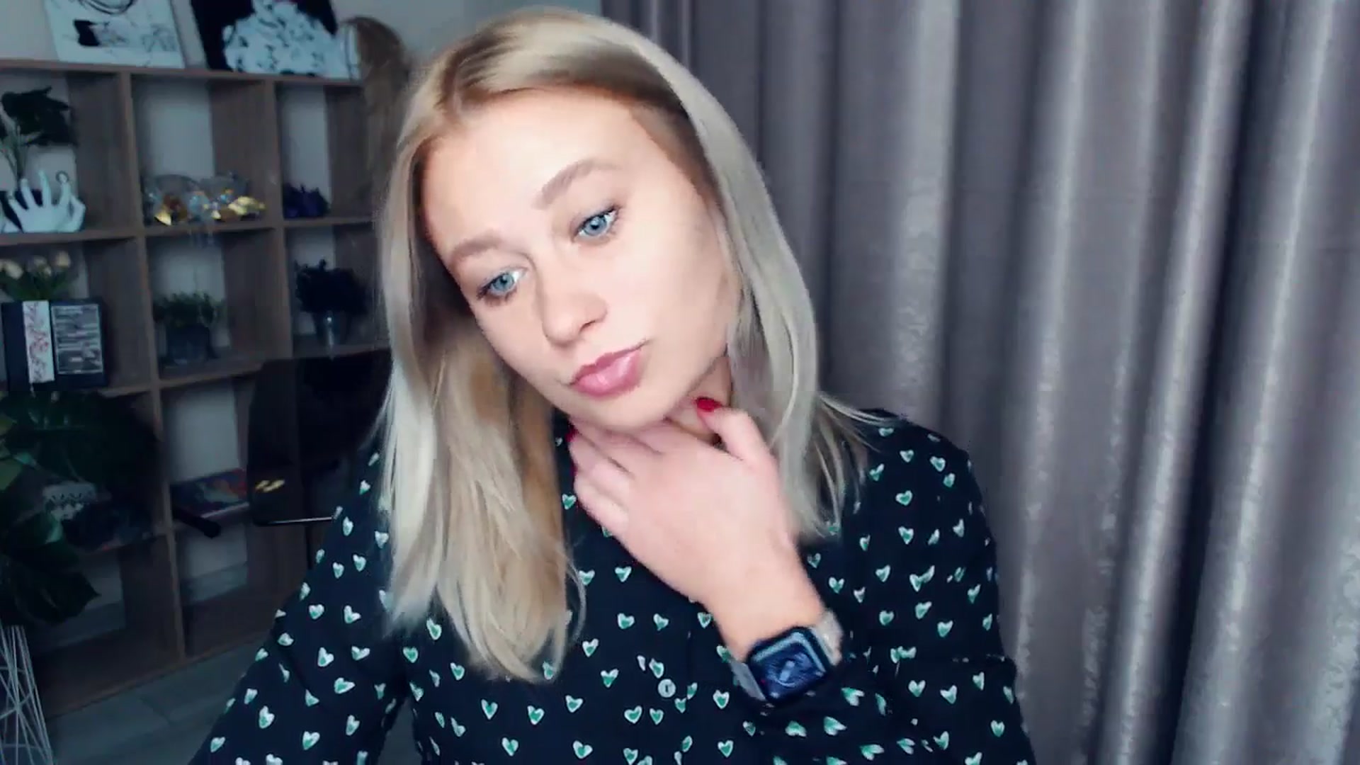 Gallery image thumbnail from Kukla_kolduna's myfreecams stream on, 11/09/2025, 15:07 image 2 of 20