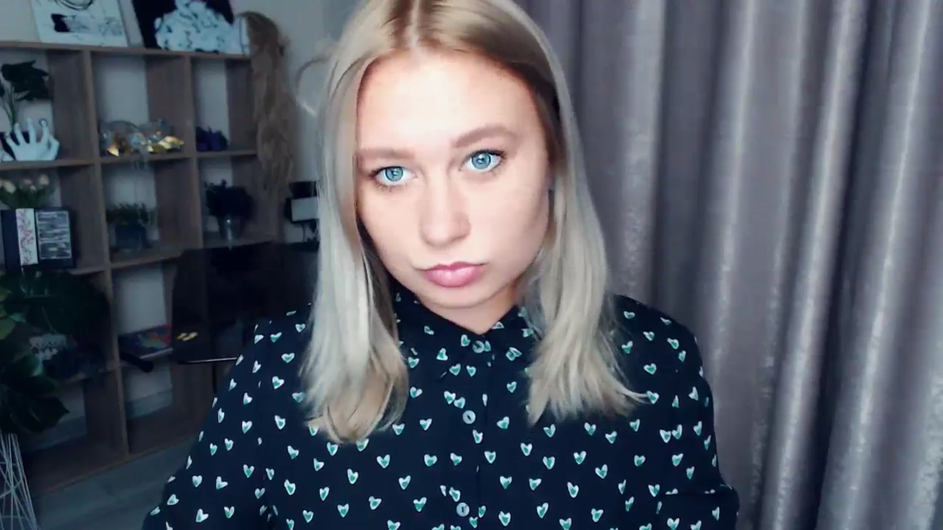 Gallery image thumbnail from Kukla_kolduna's myfreecams stream on, 11/09/2025, 15:07 image 3 of 20