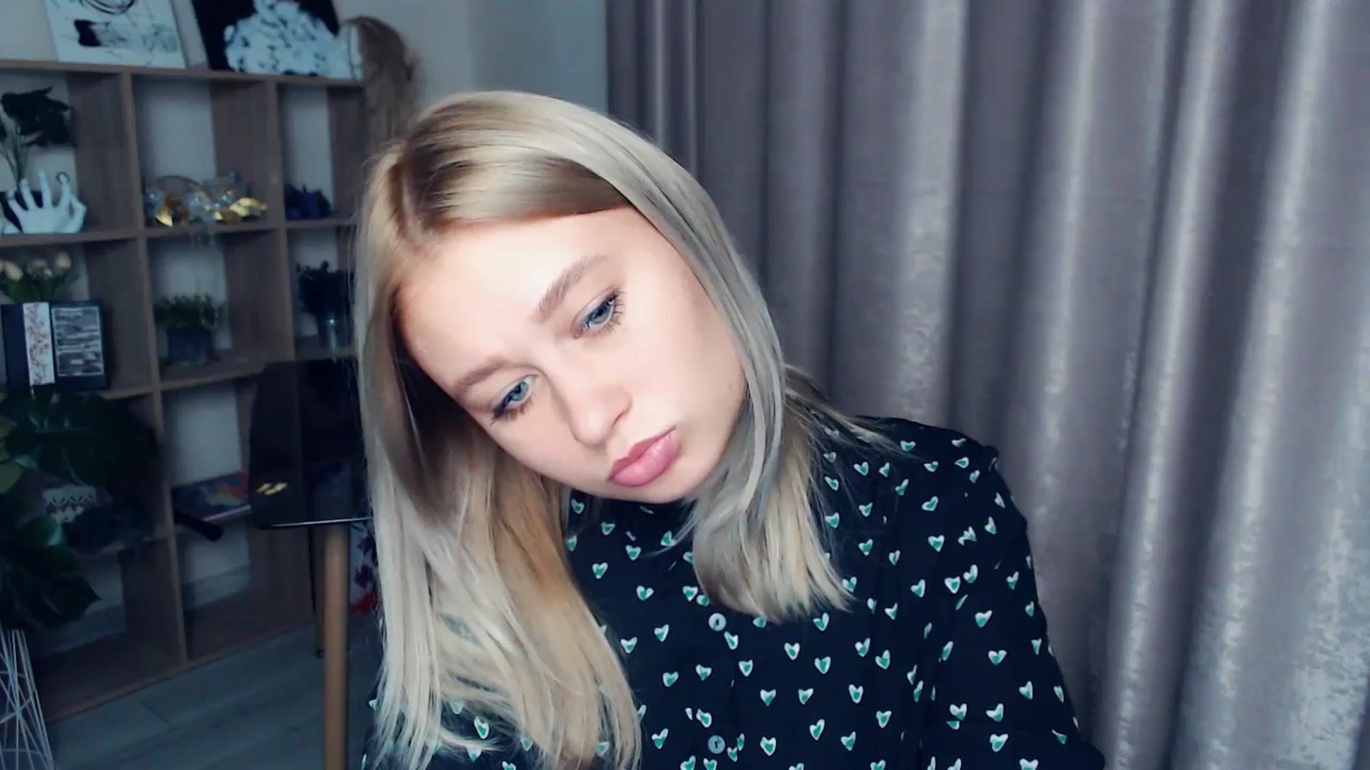 Gallery image thumbnail from Kukla_kolduna's myfreecams stream on, 11/09/2025, 15:49 image 3 of 20